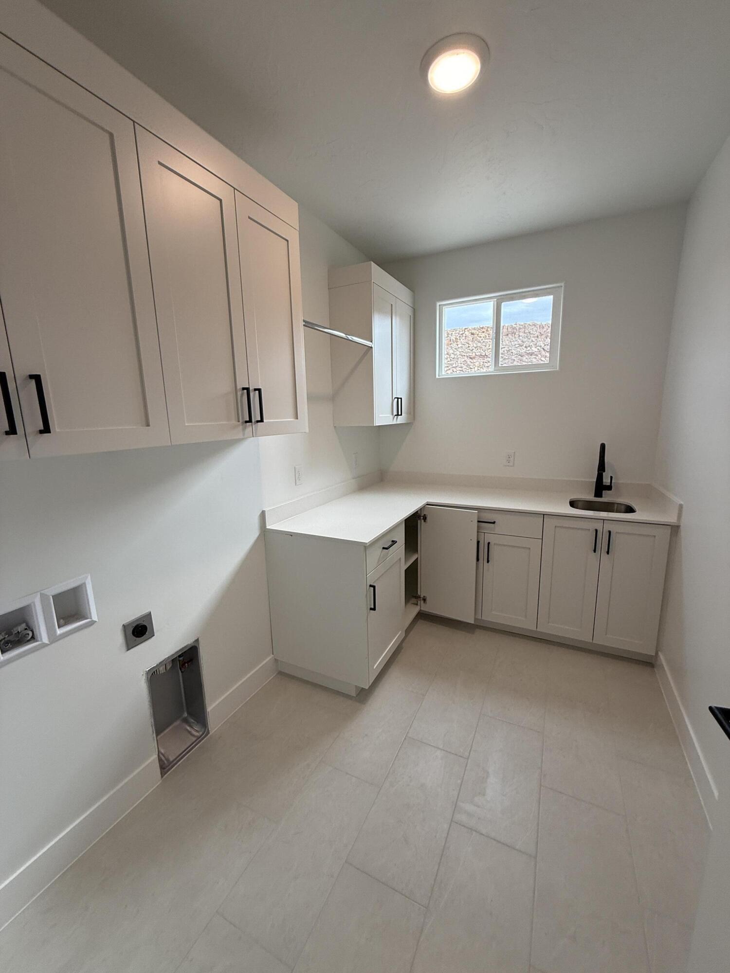 DESERT RESERVE - Residential