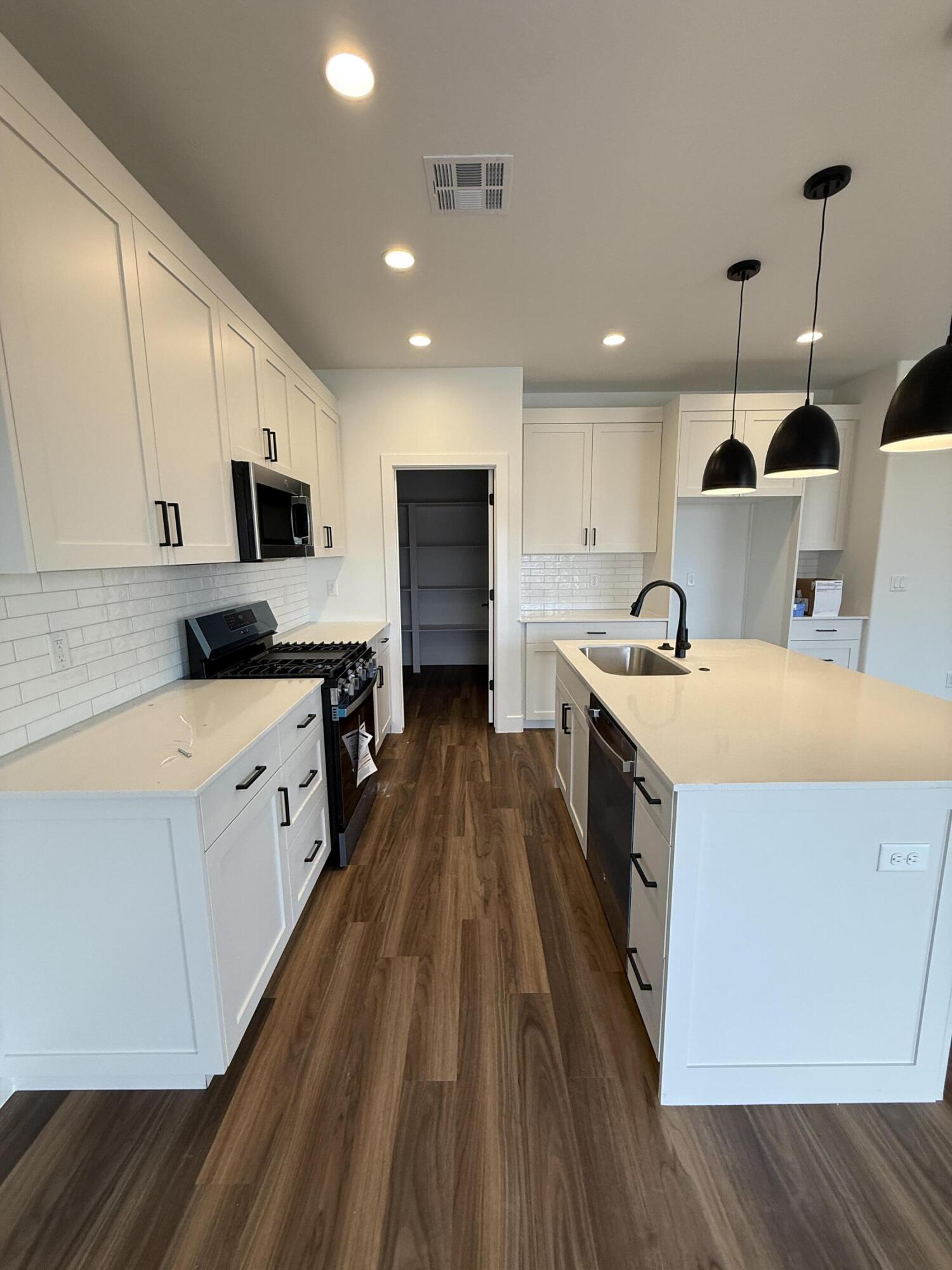 DESERT RESERVE - Residential