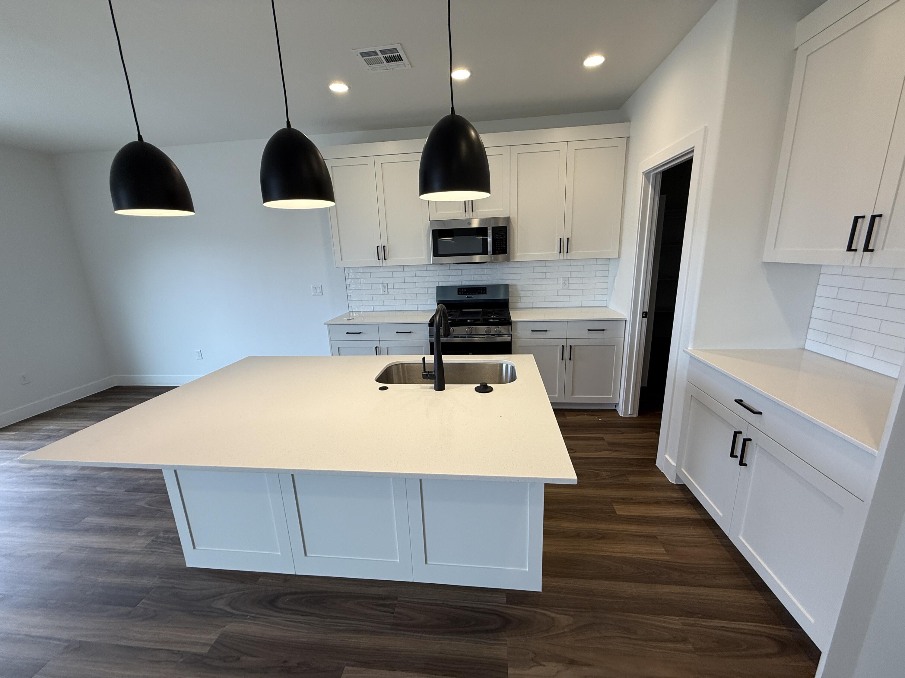 DESERT RESERVE - Residential