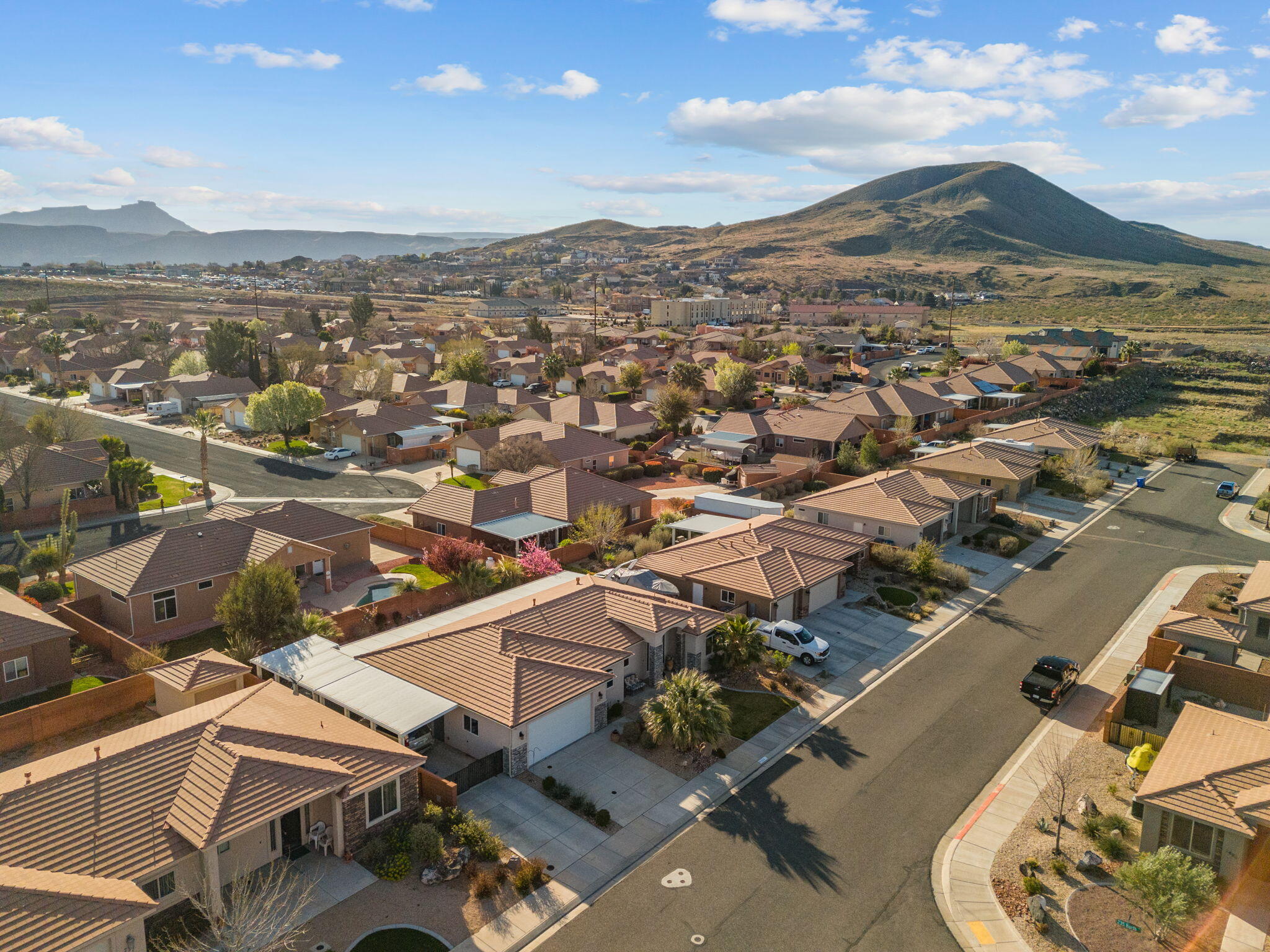 SKY RIDGE - Residential