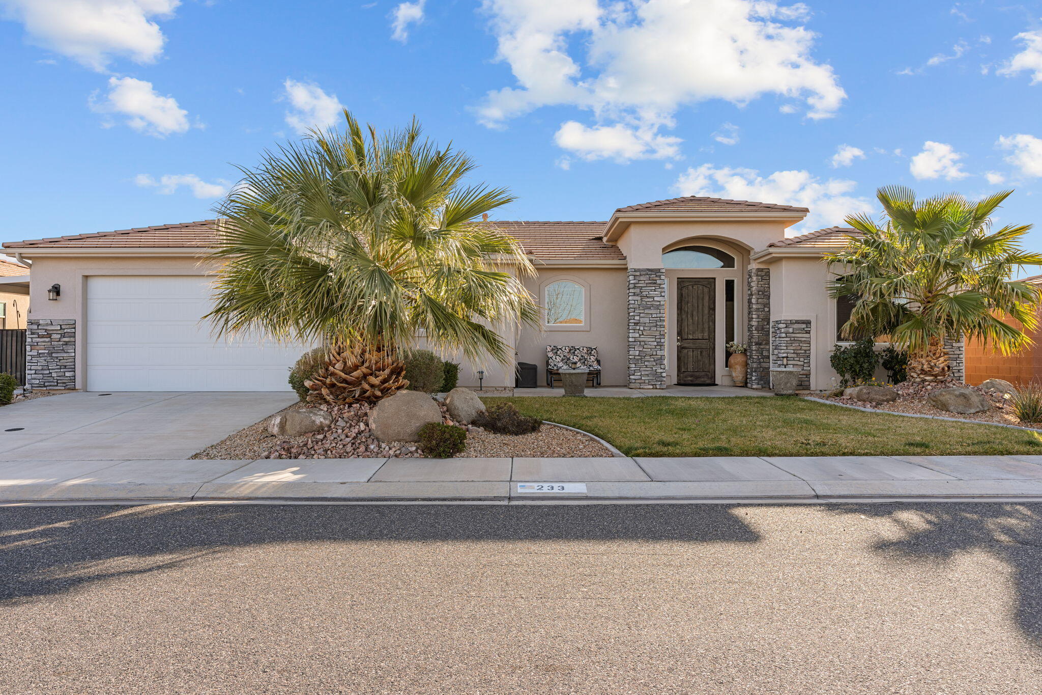 SKY RIDGE - Residential