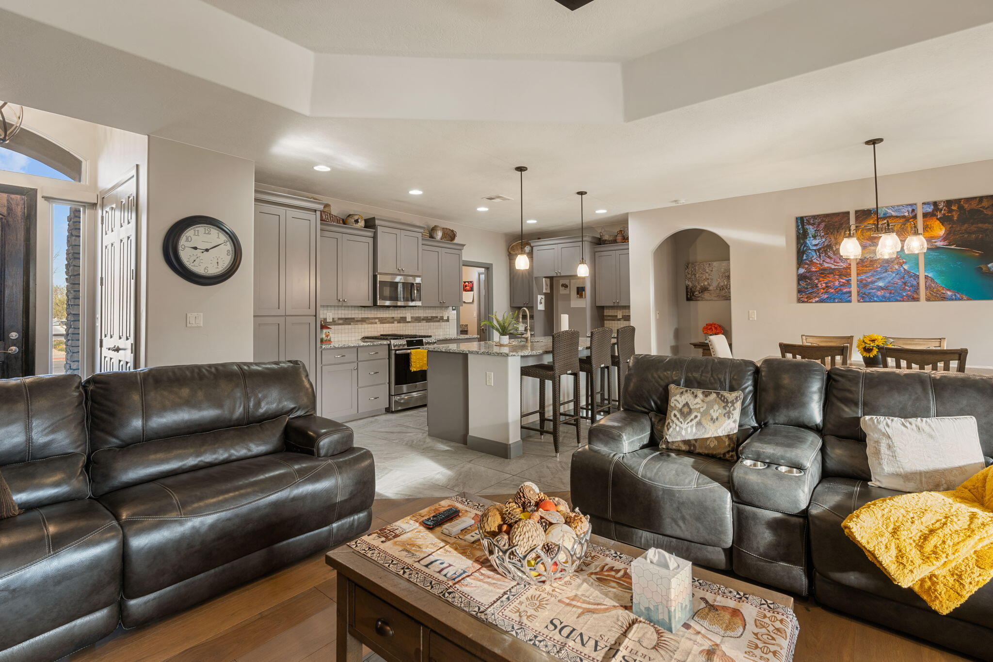 SKY RIDGE - Residential