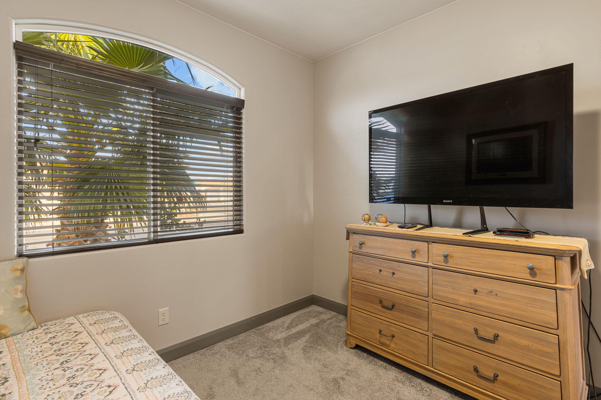 SKY RIDGE - Residential