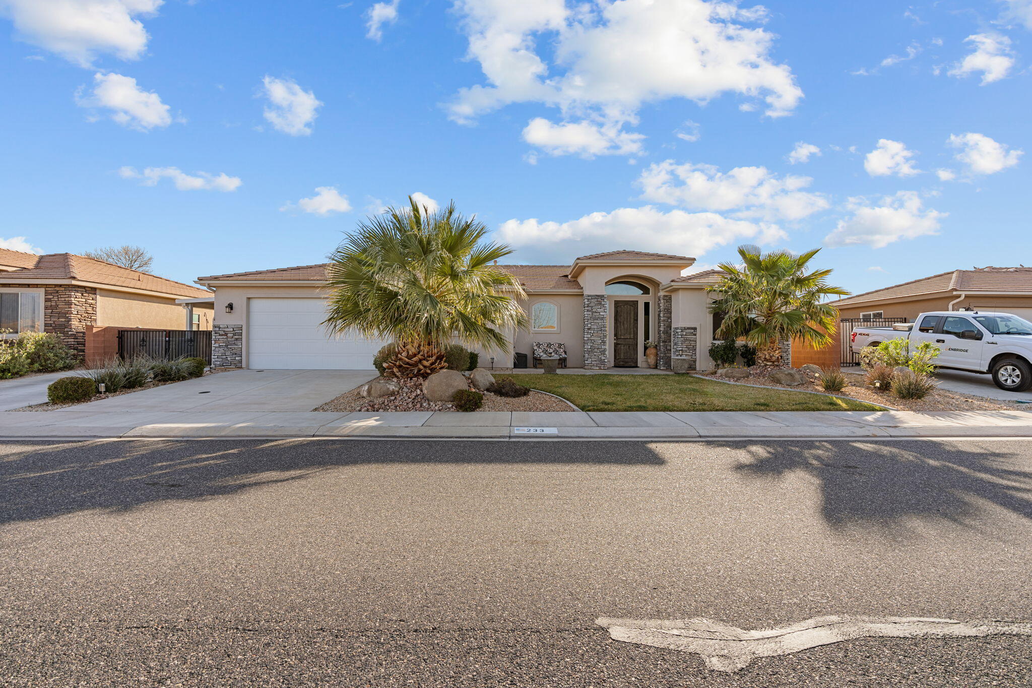 SKY RIDGE - Residential