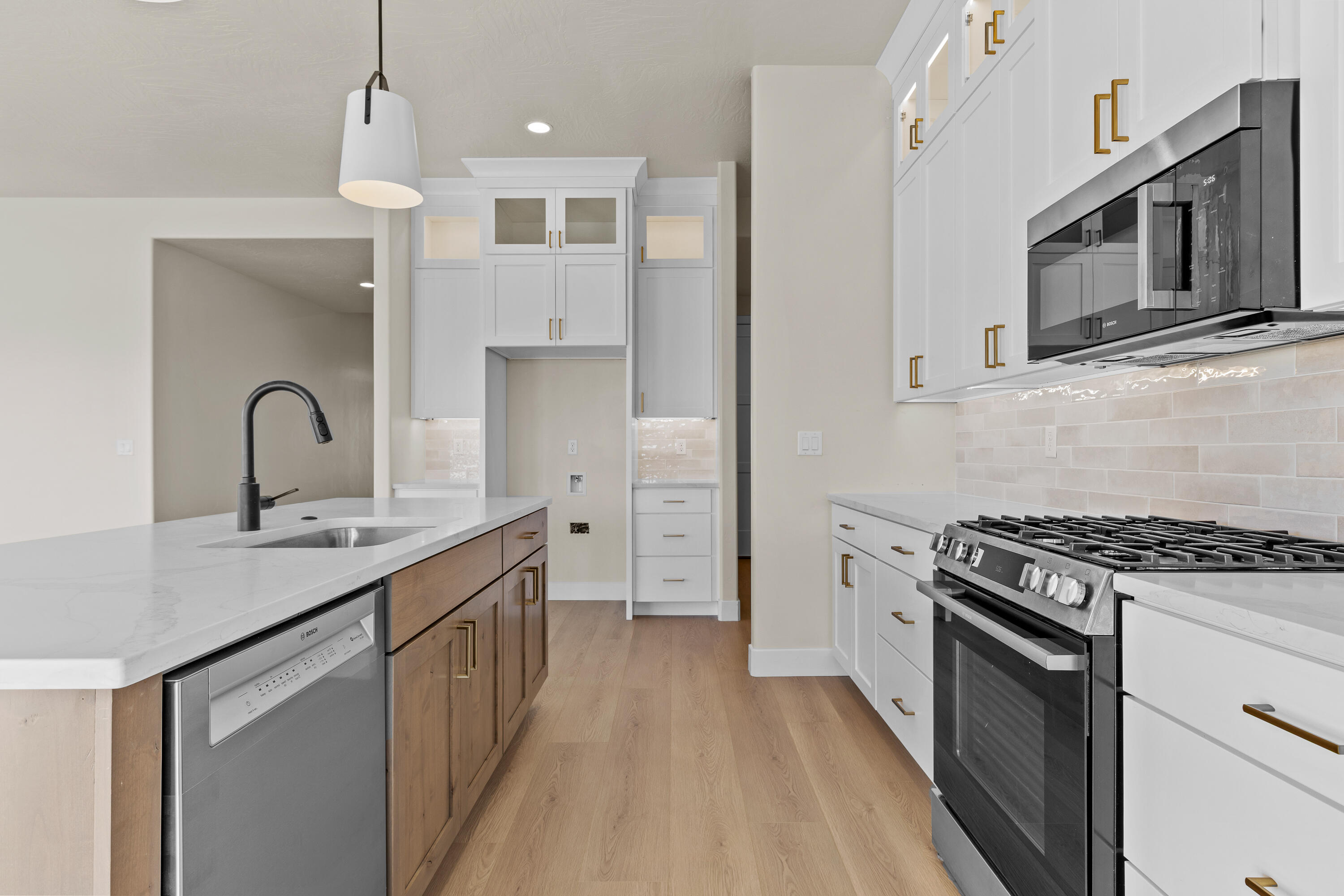 ZIONS GATE ESTATES - Residential