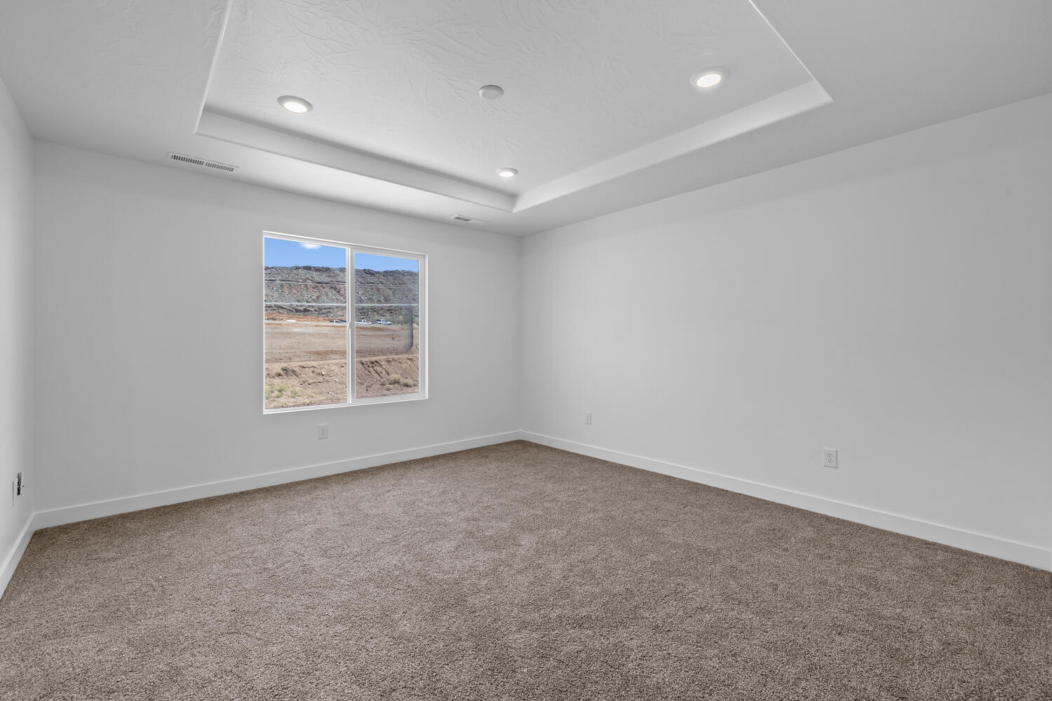 CORRAL HOLLOW AT LONG VALLEY - Residential