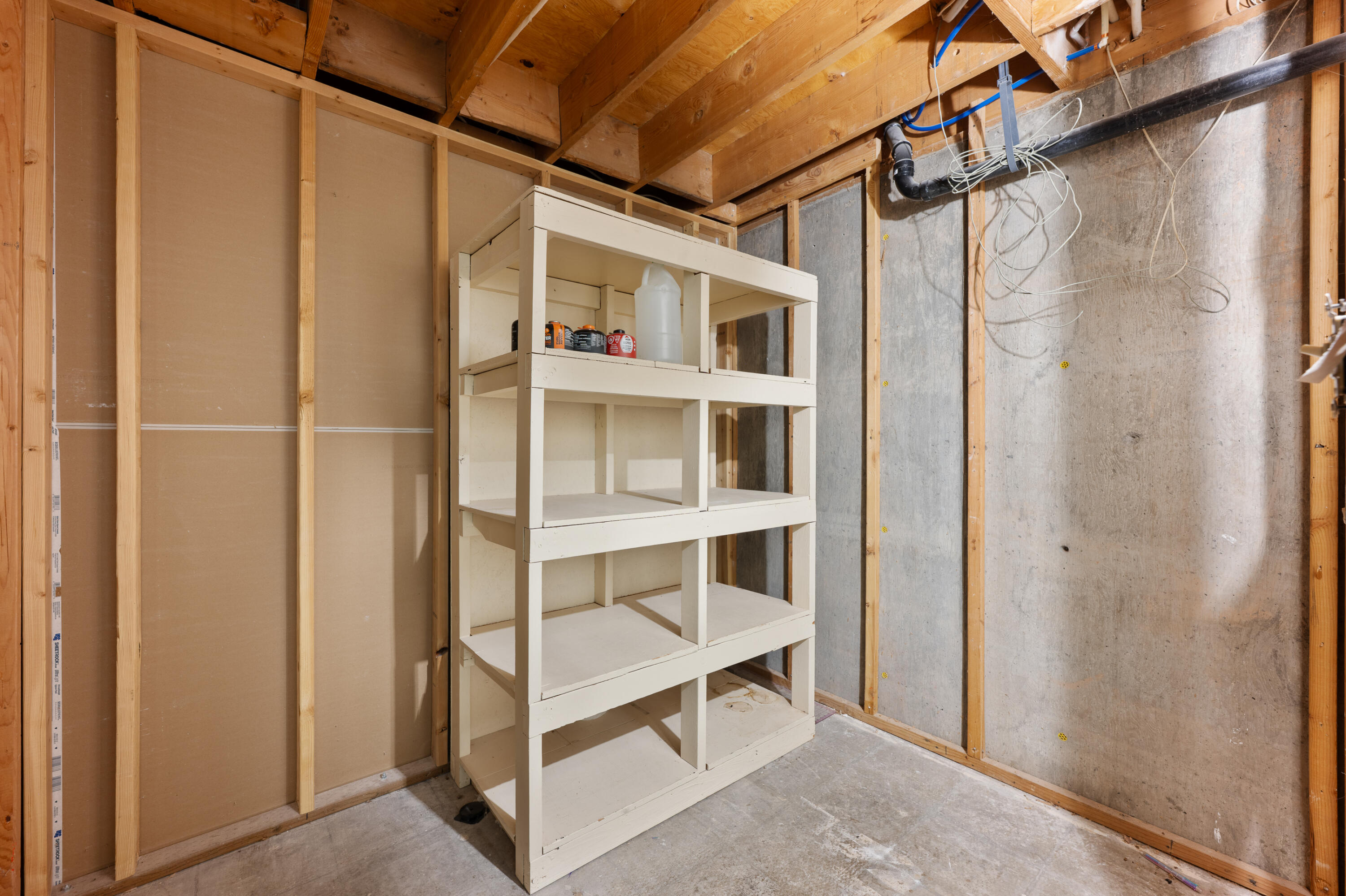 BLOOMINGTON COUNTRY CLUB - Residential