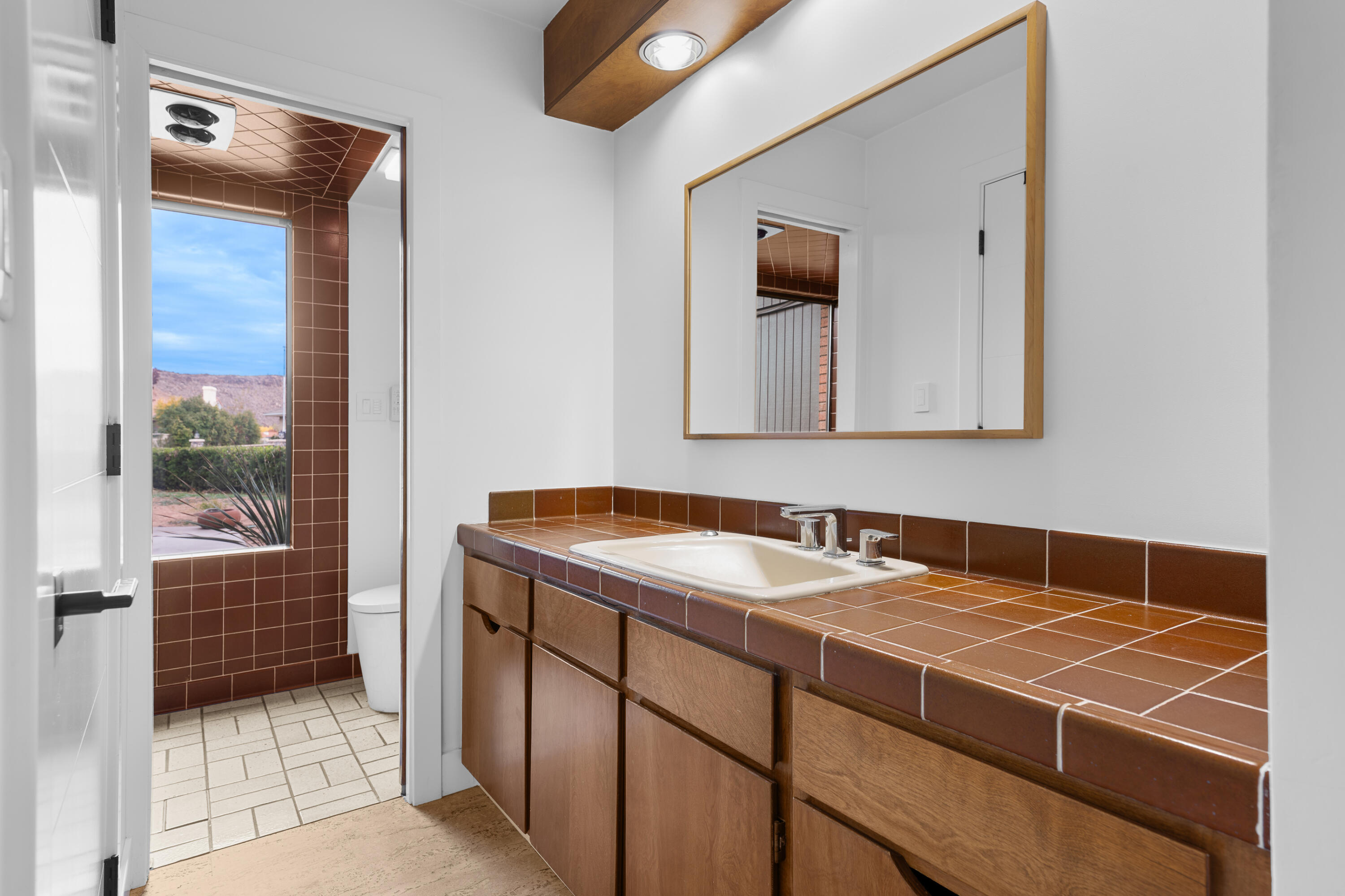 BLOOMINGTON COUNTRY CLUB - Residential