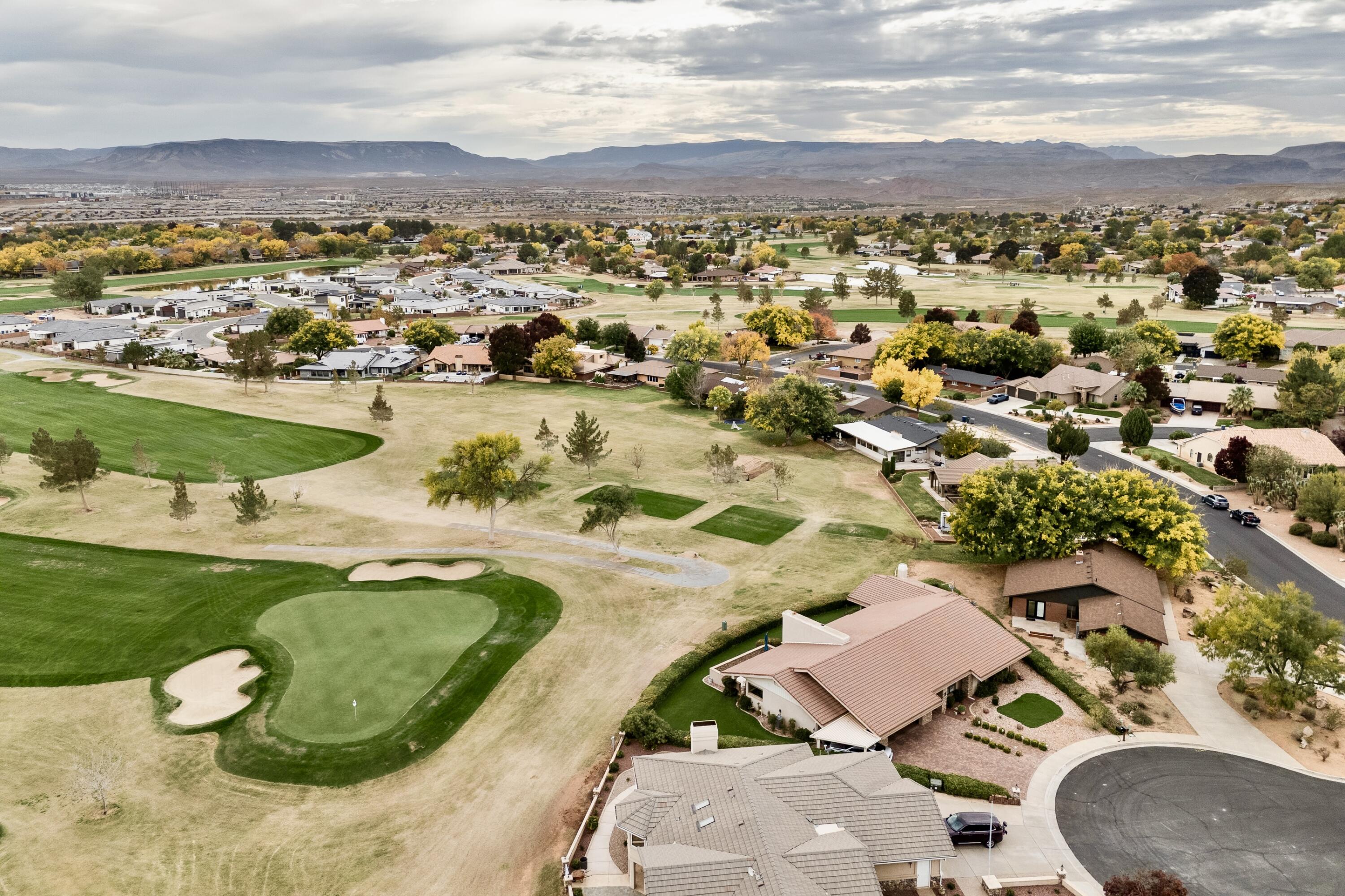 BLOOMINGTON COUNTRY CLUB - Residential