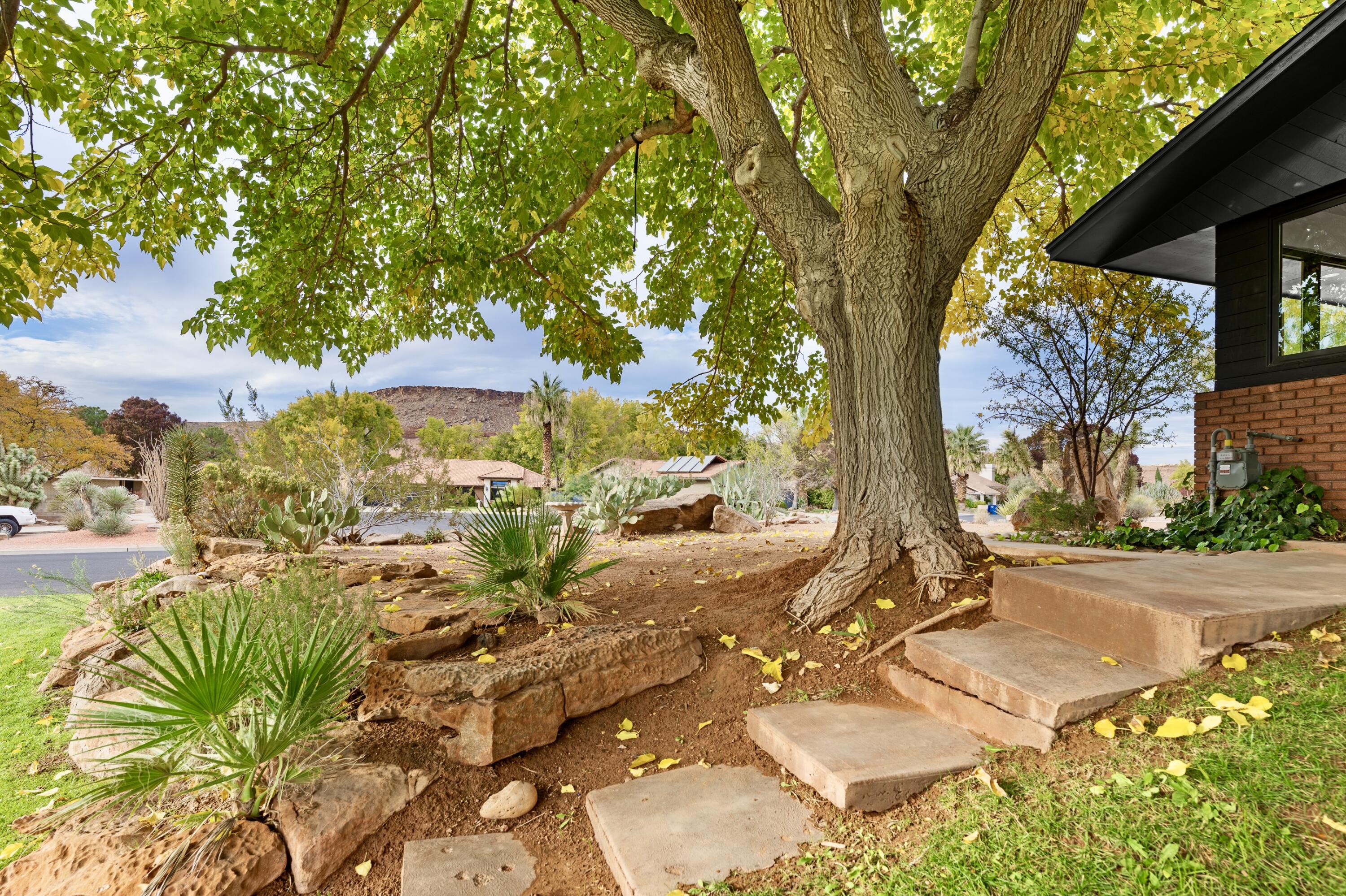 BLOOMINGTON COUNTRY CLUB - Residential