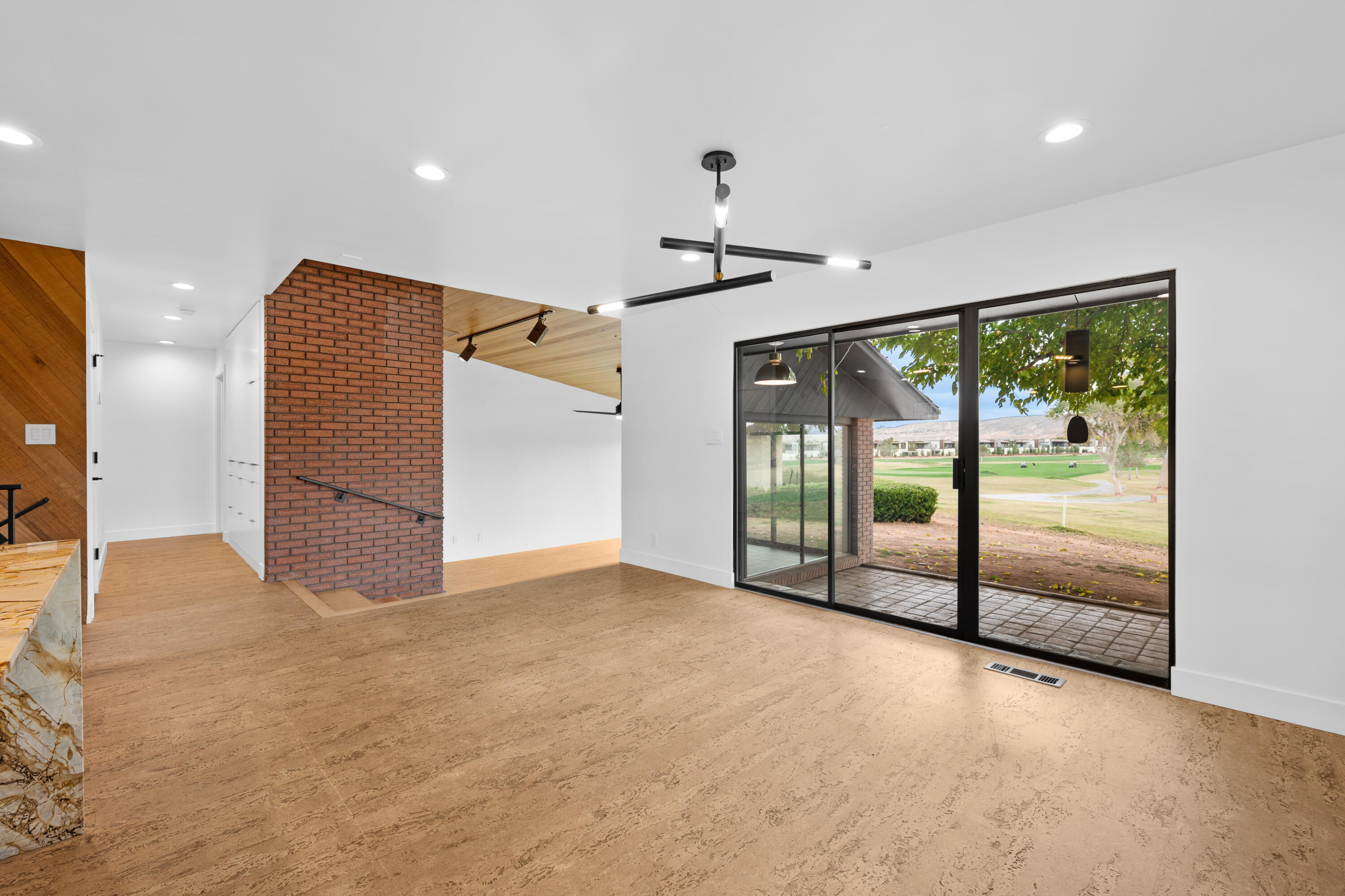 BLOOMINGTON COUNTRY CLUB - Residential