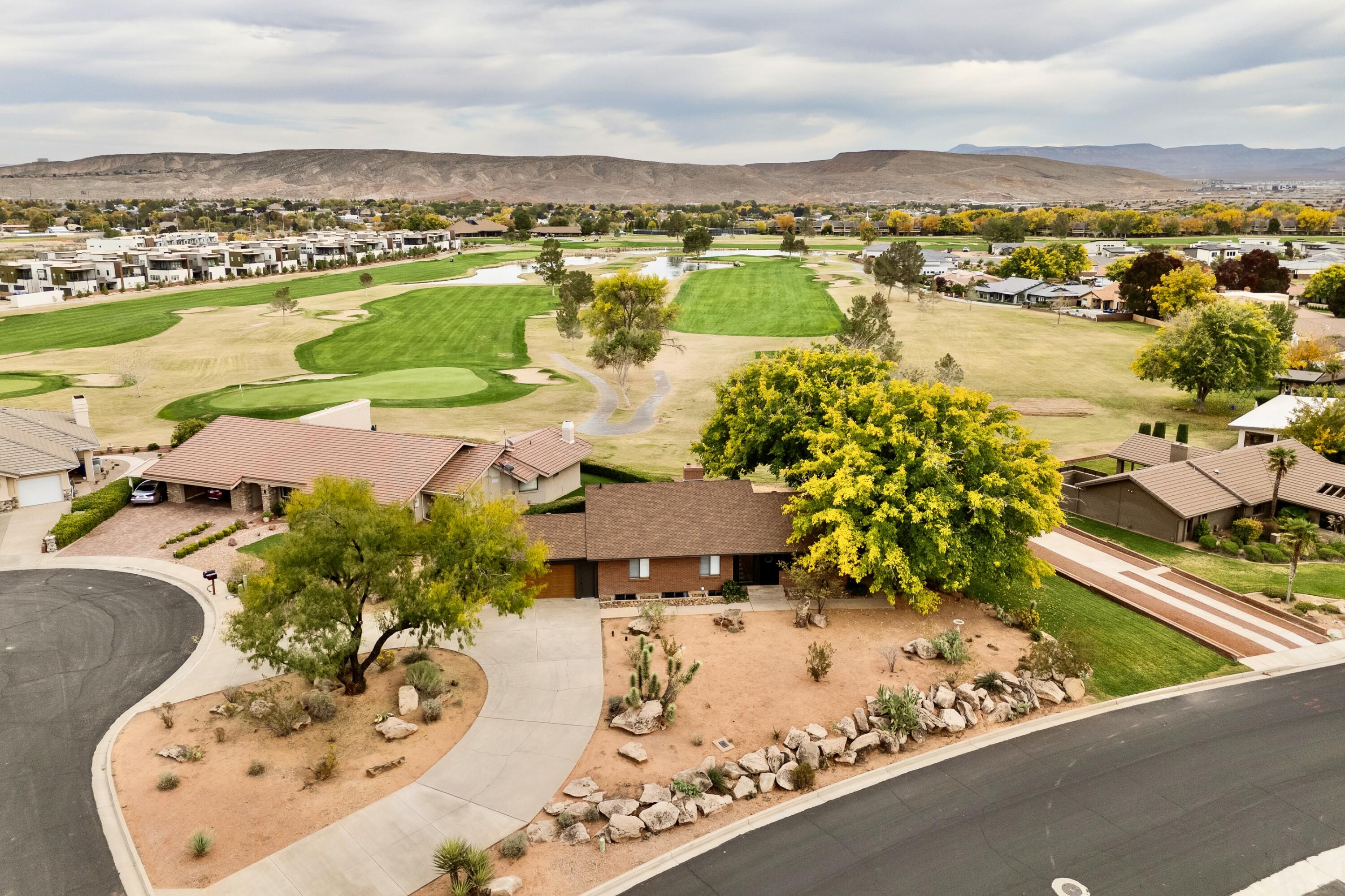 BLOOMINGTON COUNTRY CLUB - Residential