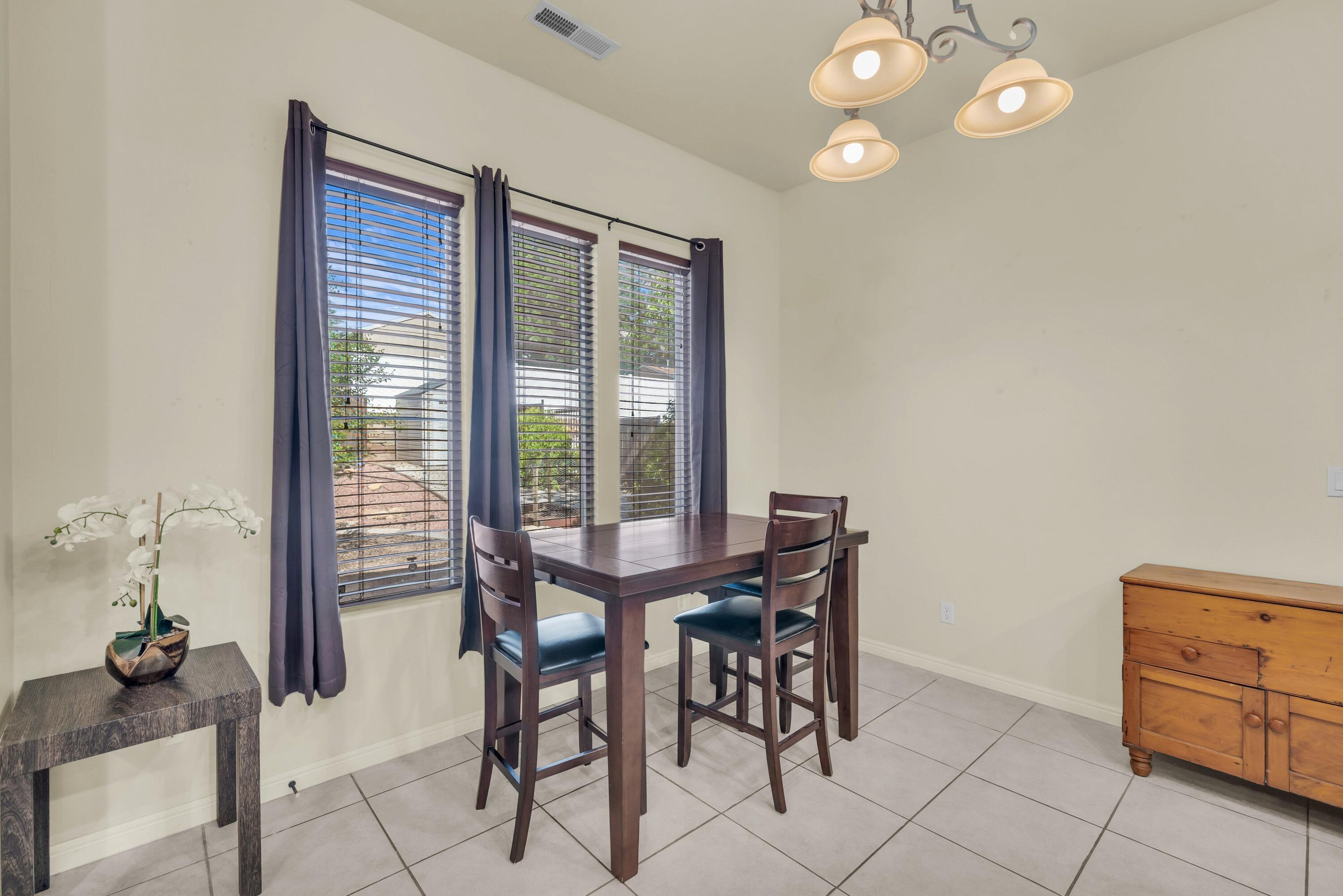 FALCON RIDGE - Residential