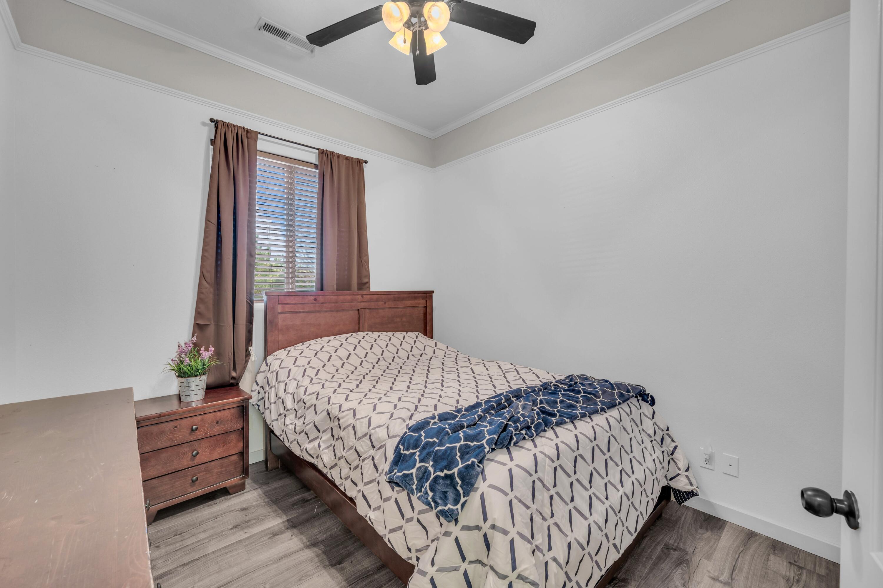 FALCON RIDGE - Residential