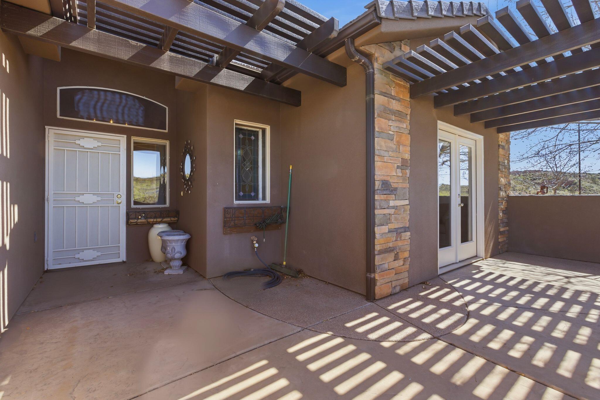 TRAIL RIDGE EST - Residential