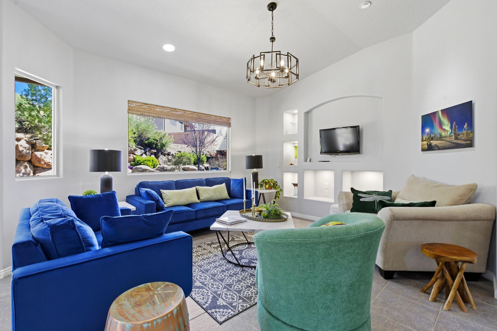 TRAIL RIDGE EST - Residential