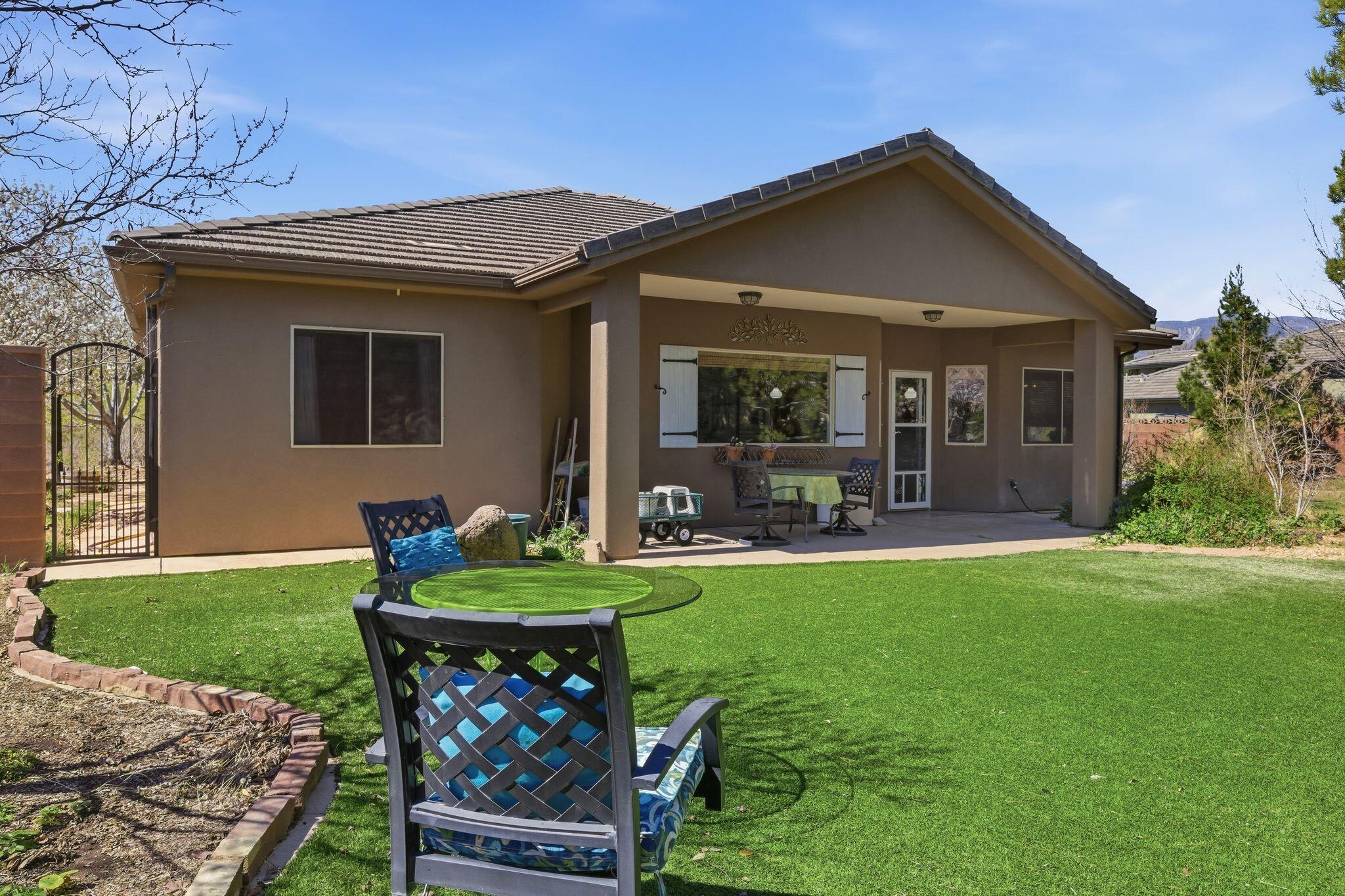 TRAIL RIDGE EST - Residential