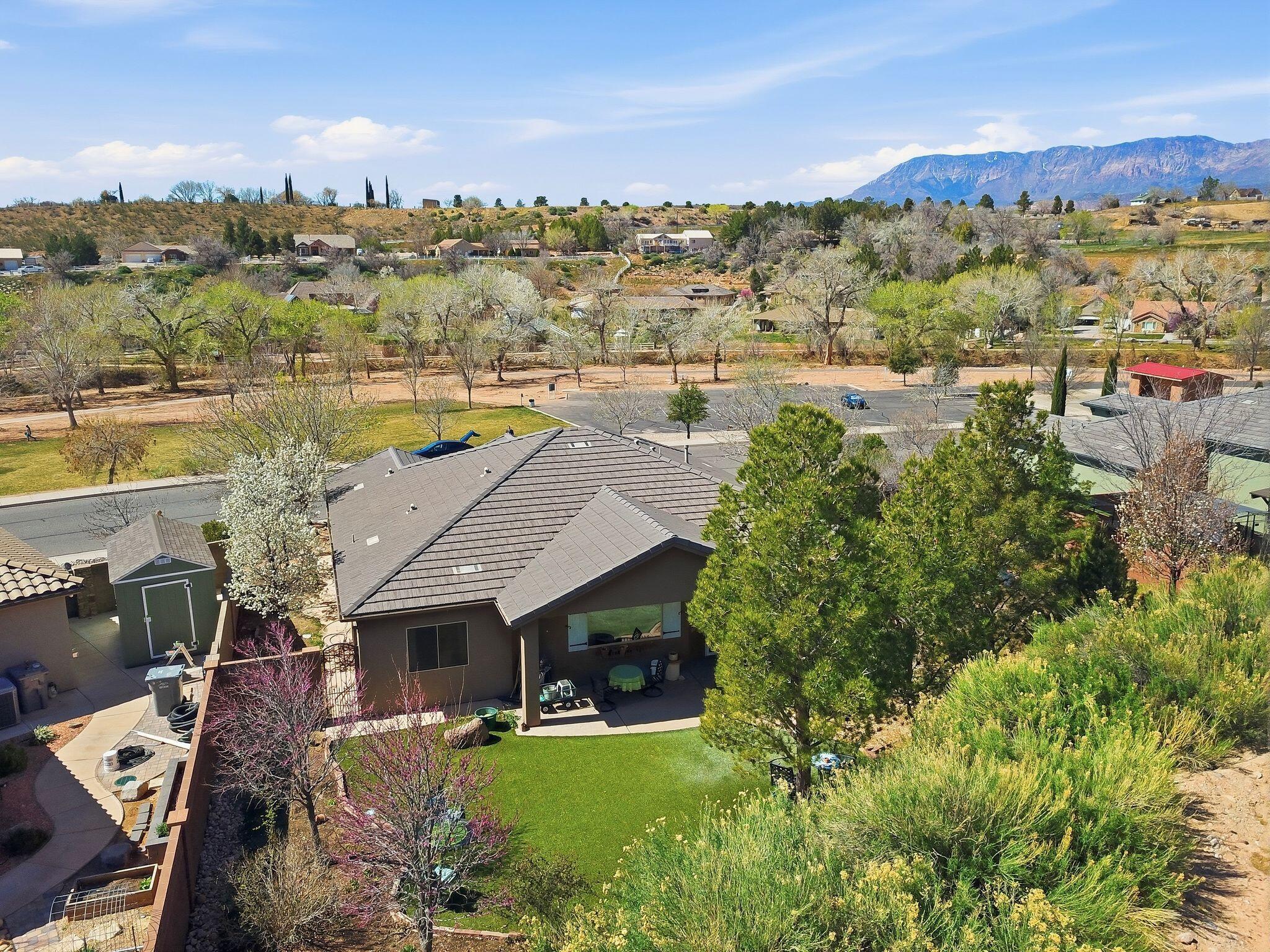 TRAIL RIDGE EST - Residential