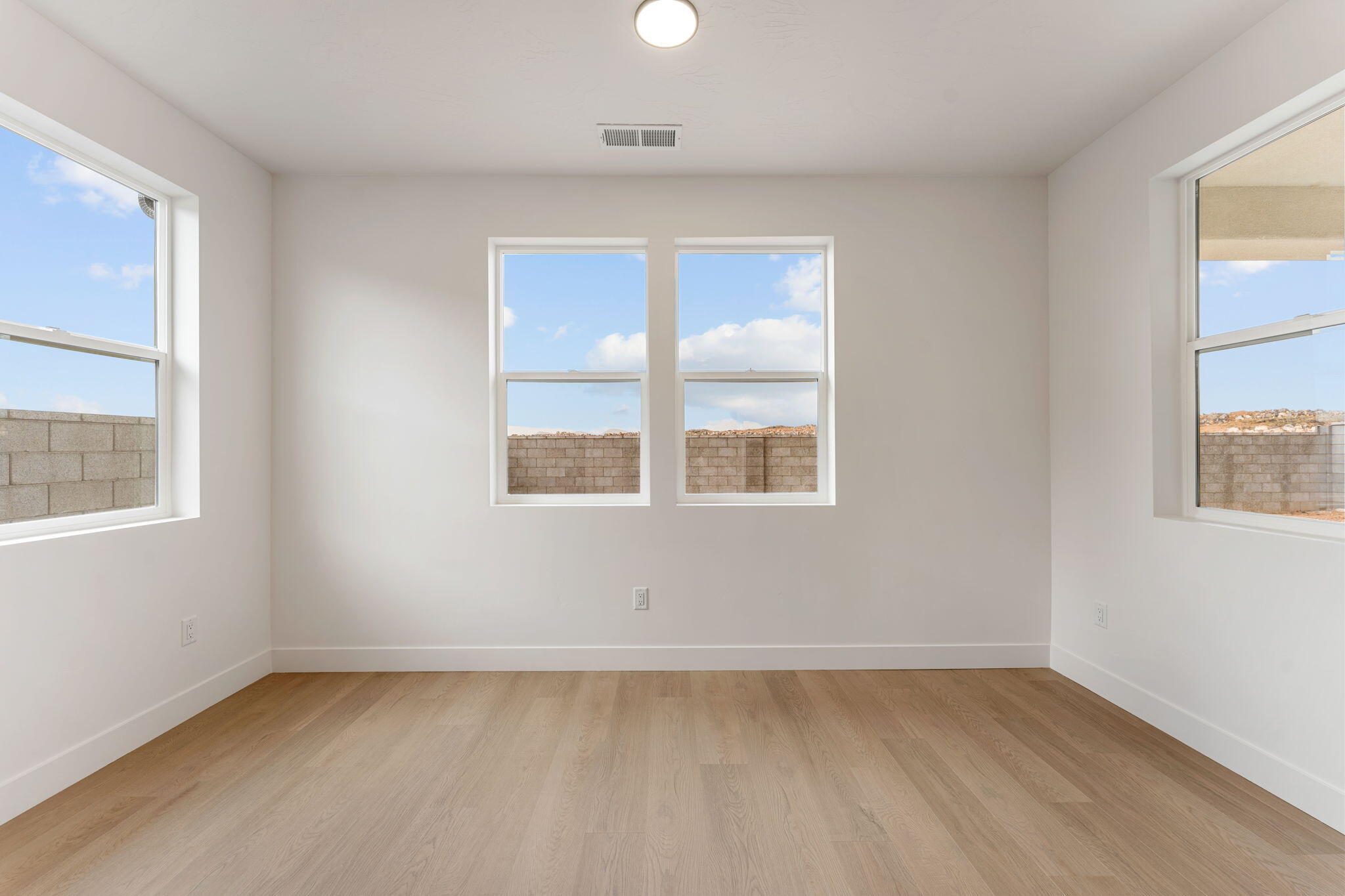 LEGACY AT SAND HOLLOW - Residential