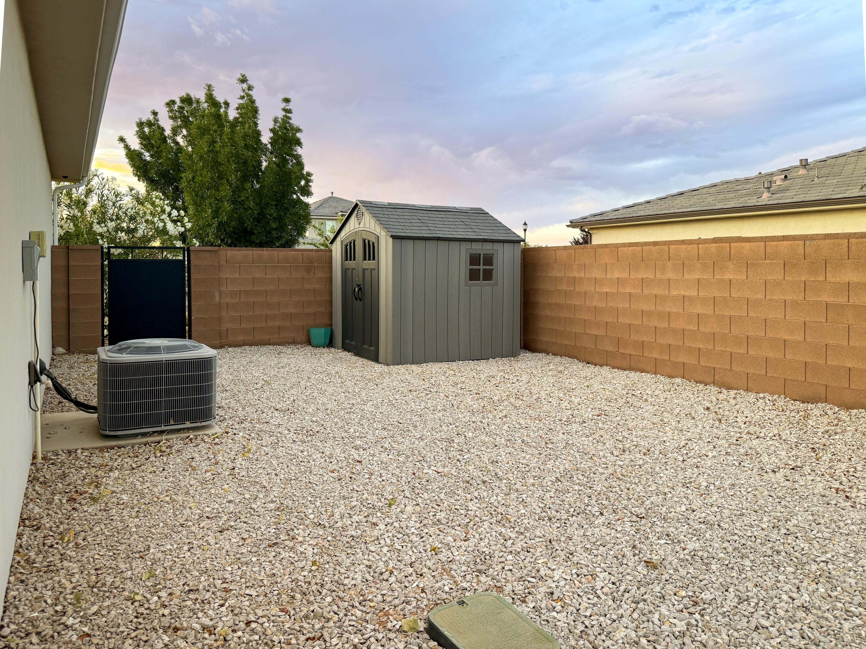 SAGE CANYON - Residential