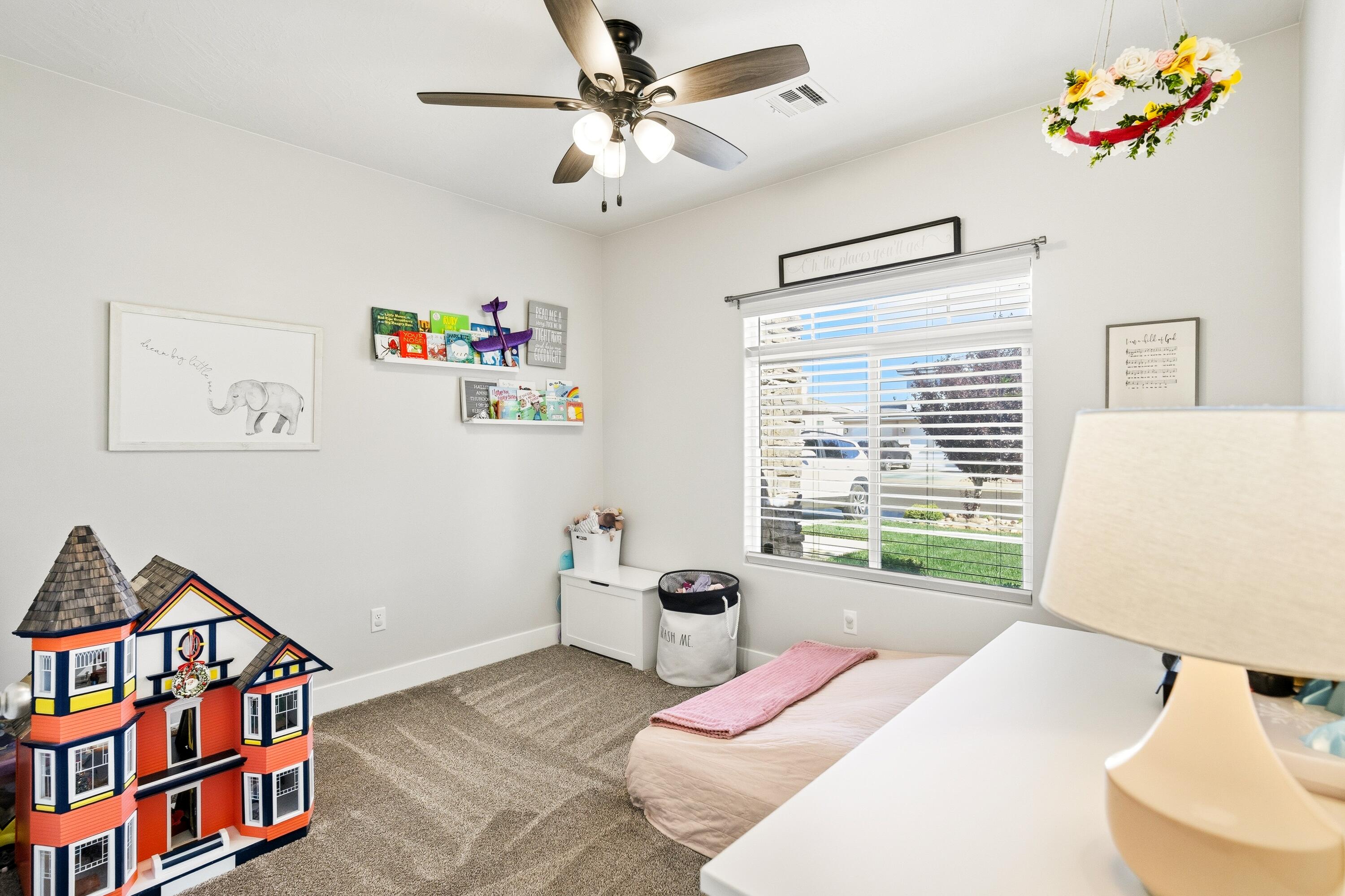 SAGE CANYON - Residential