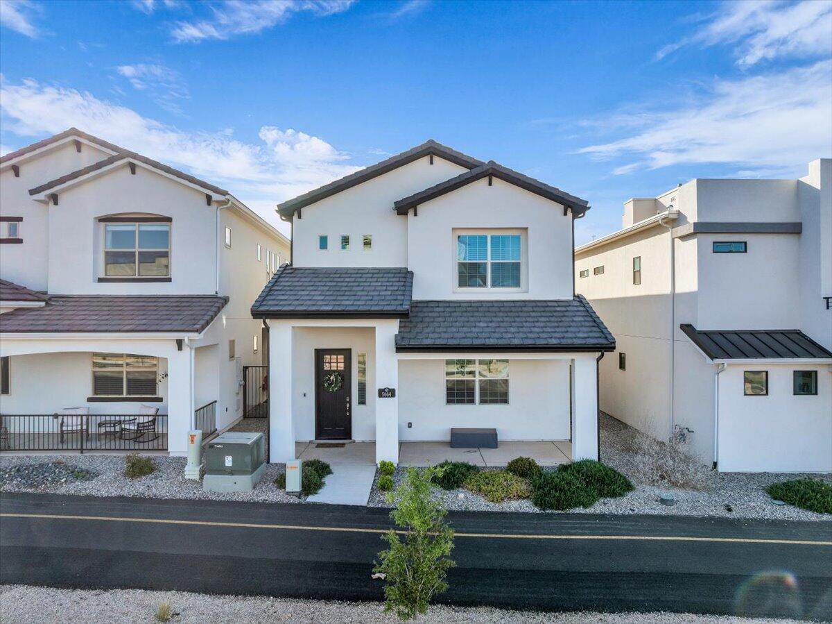 AUBURN HILLS - Residential