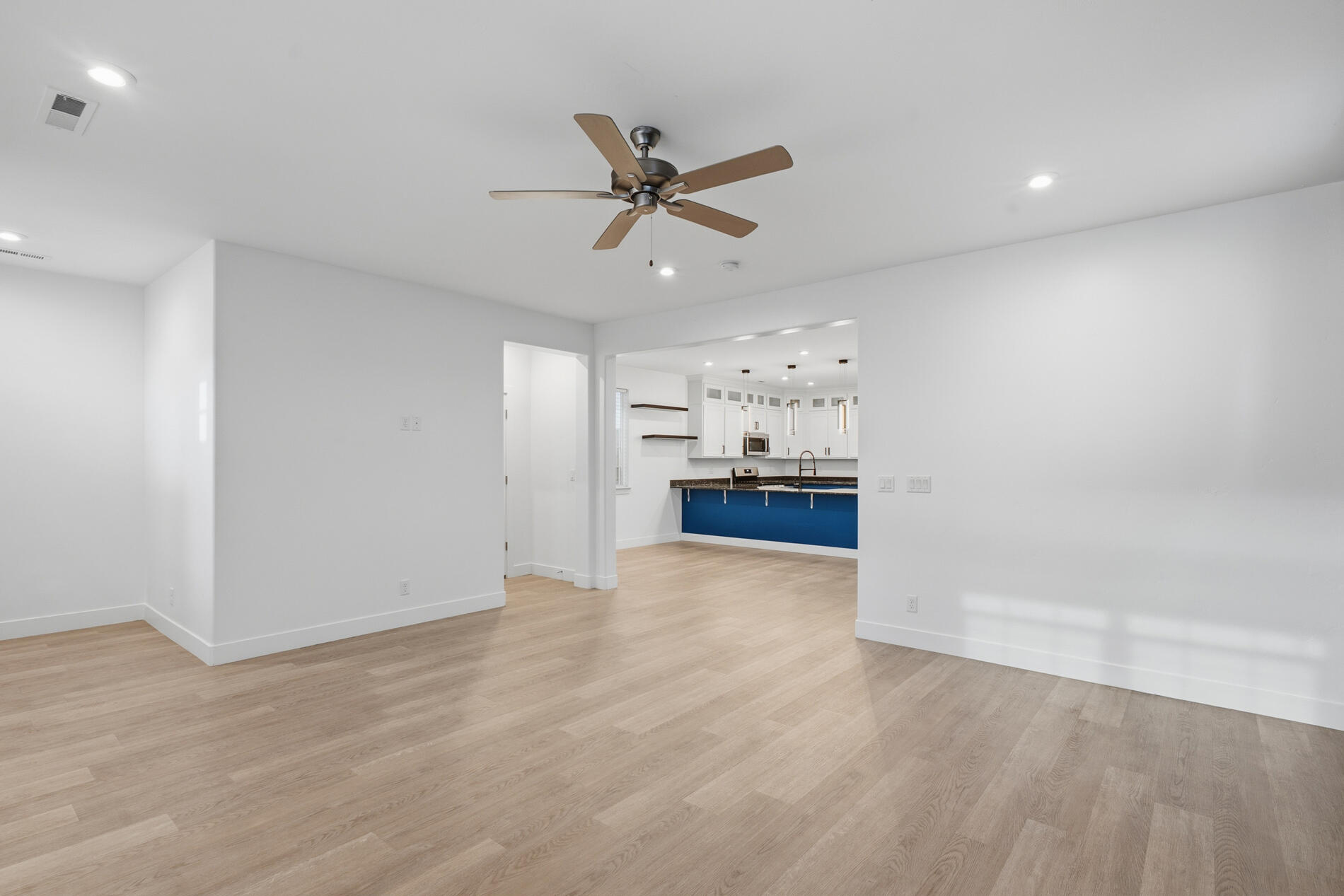 AUBURN HILLS - Residential