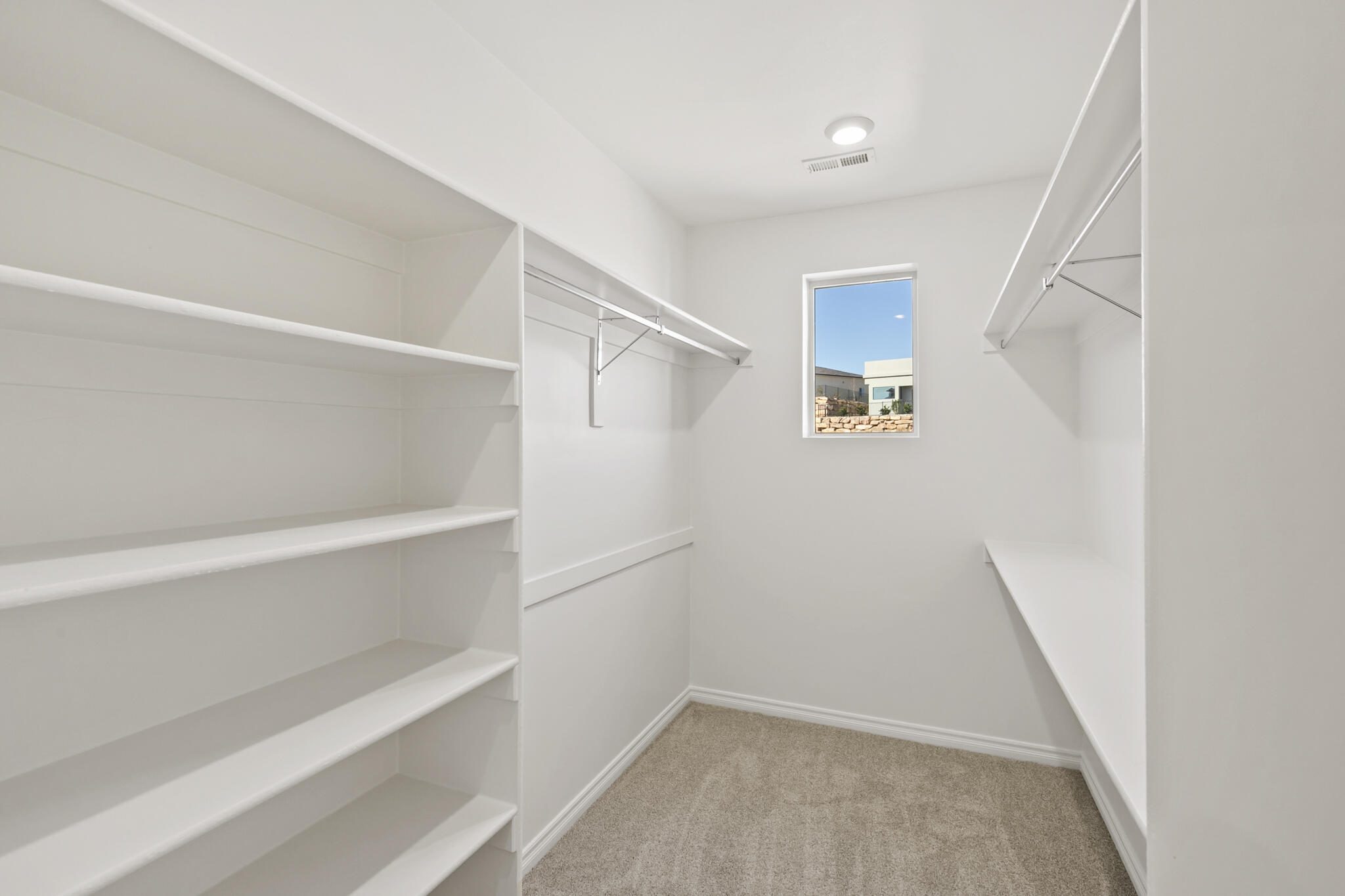 CECITA CREST AT DIVARIO - Residential