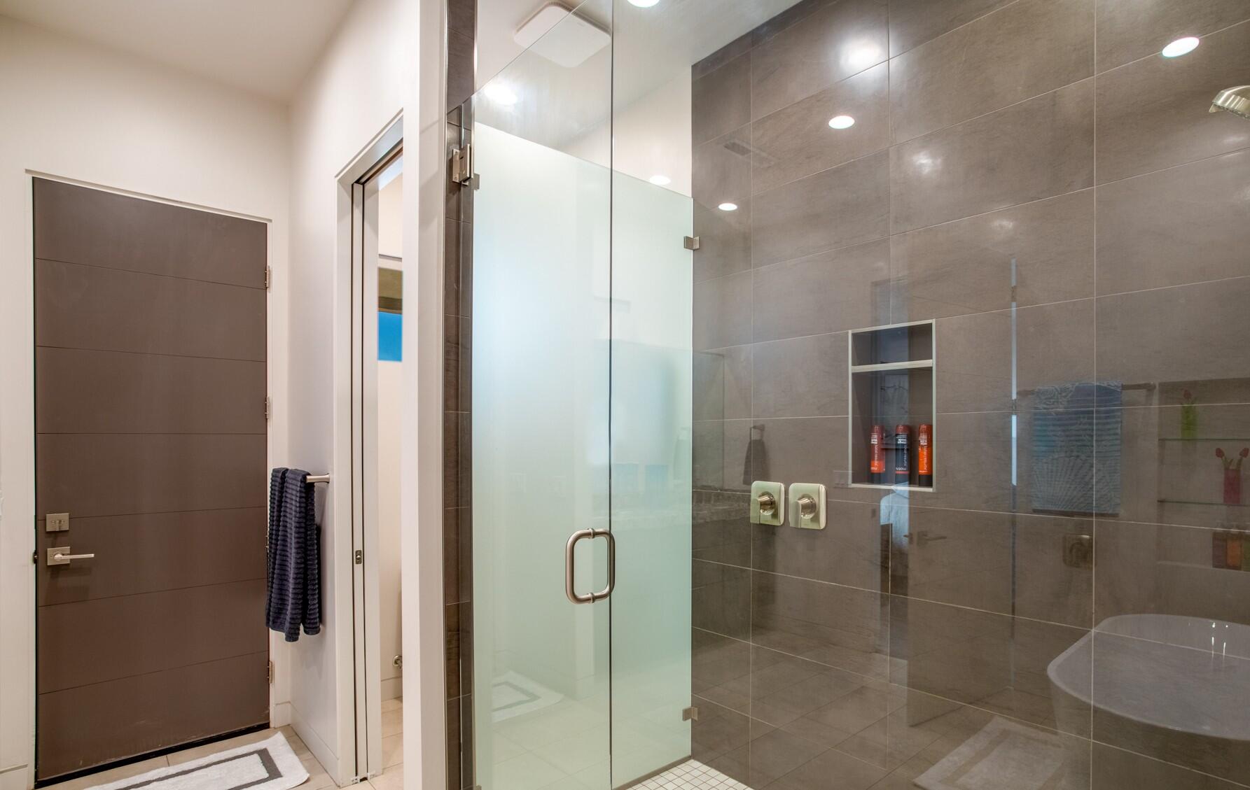 POINTE AT SUNBROOK - Residential