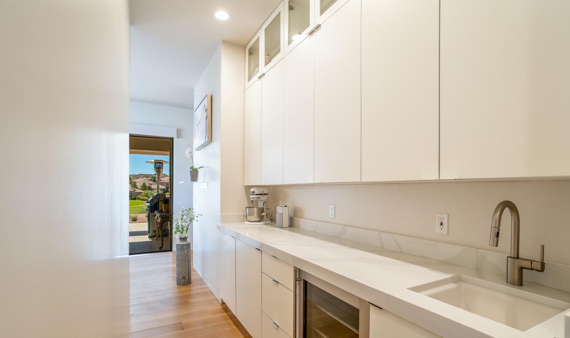 POINTE AT SUNBROOK - Residential