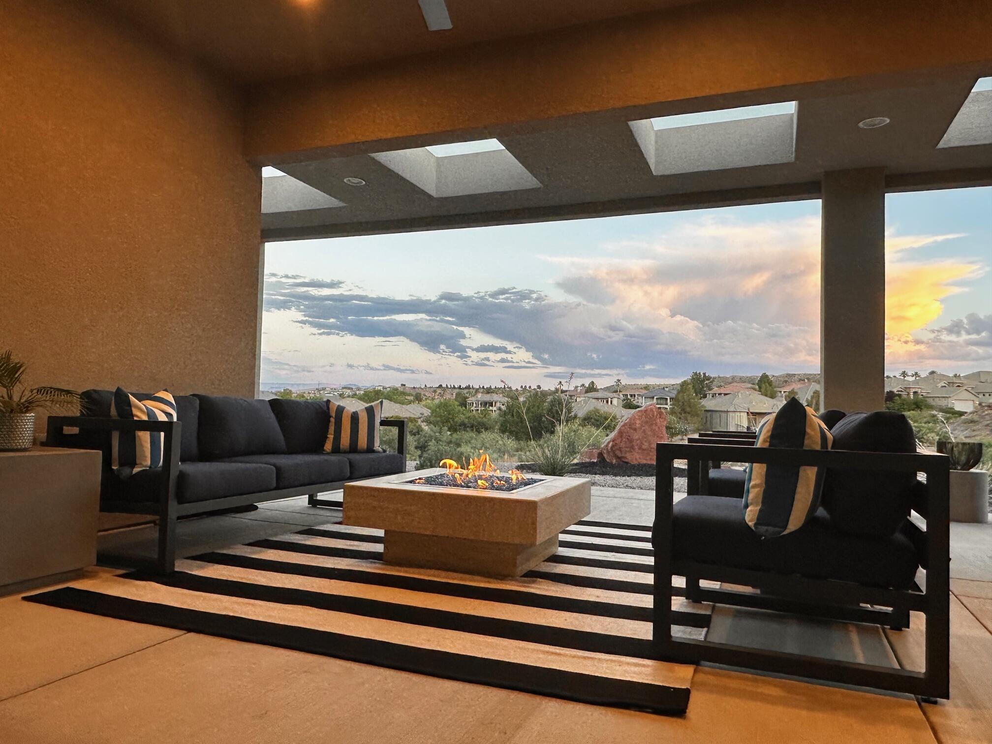 POINTE AT SUNBROOK - Residential