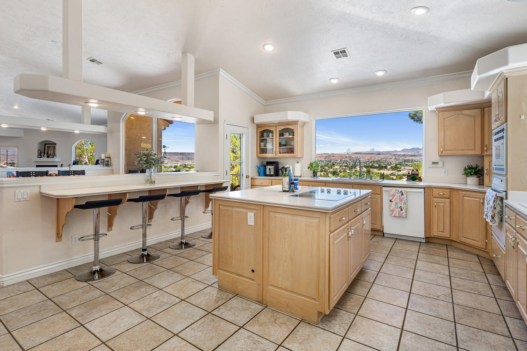 TAMARACK RIDGE ESTATES - Residential