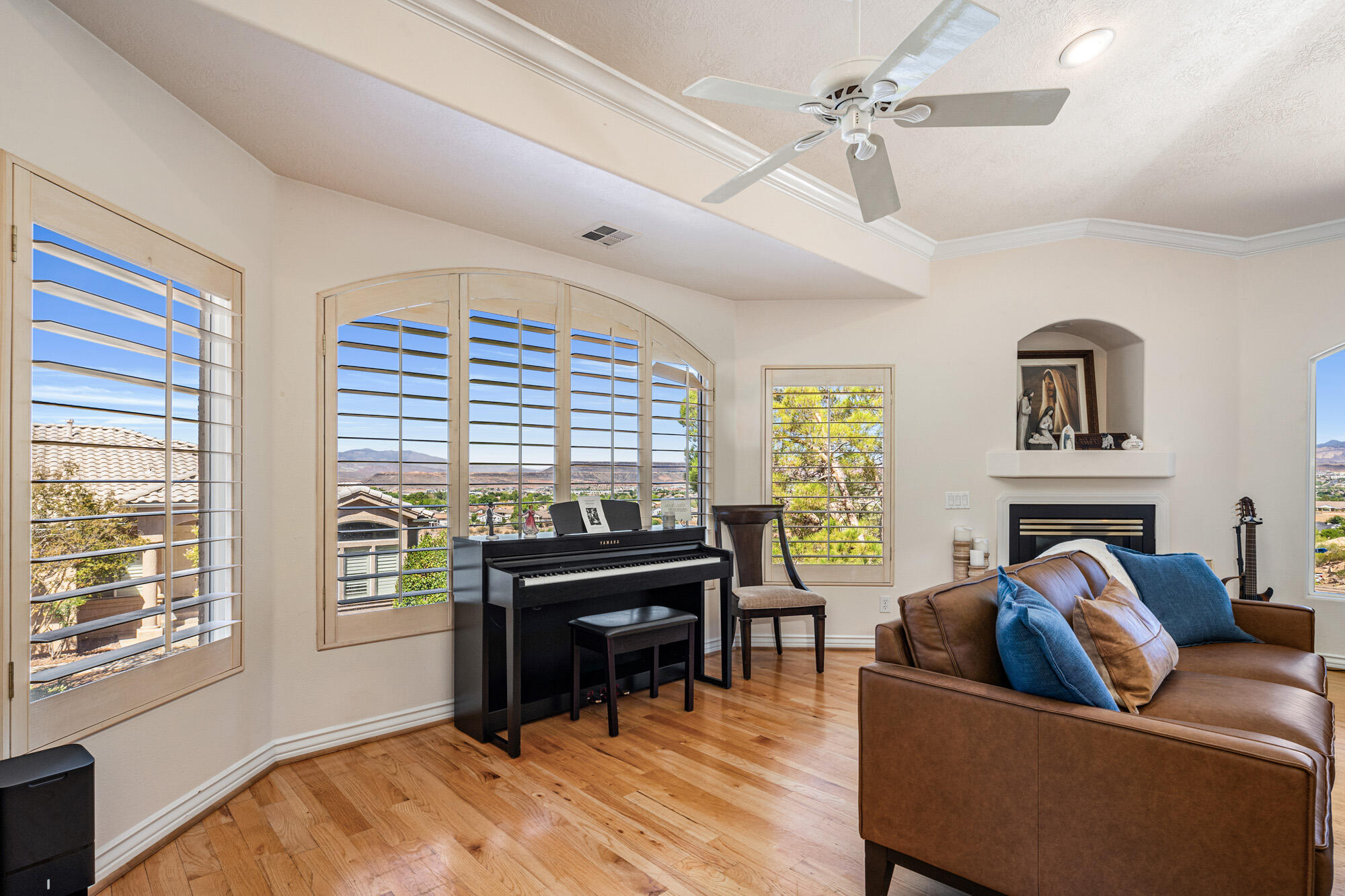 TAMARACK RIDGE ESTATES - Residential