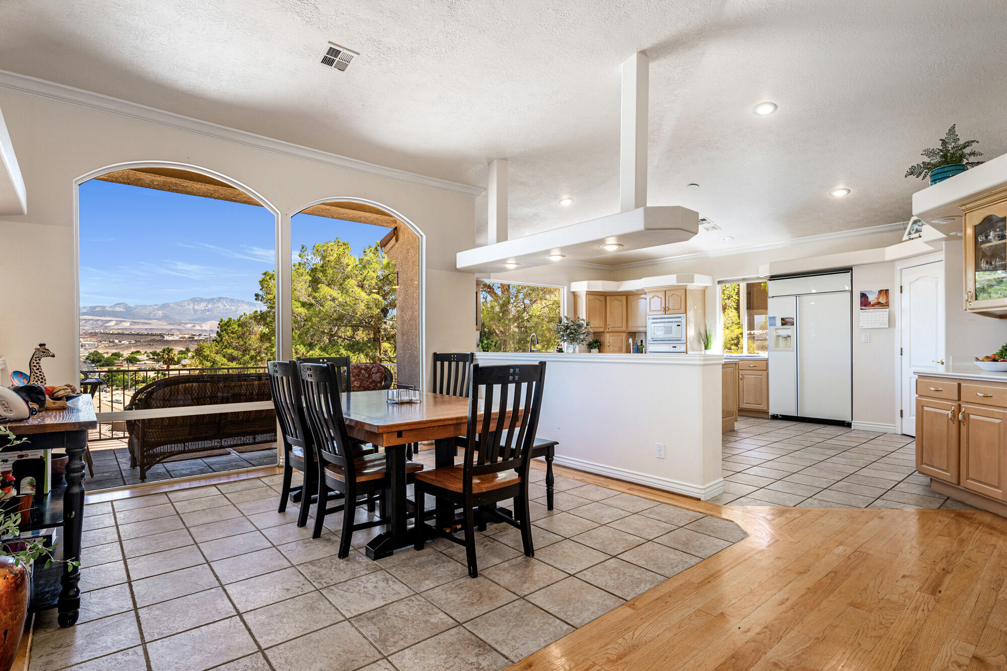 TAMARACK RIDGE ESTATES - Residential