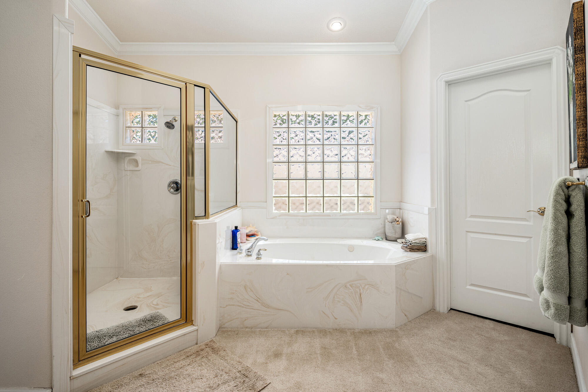 TAMARACK RIDGE ESTATES - Residential