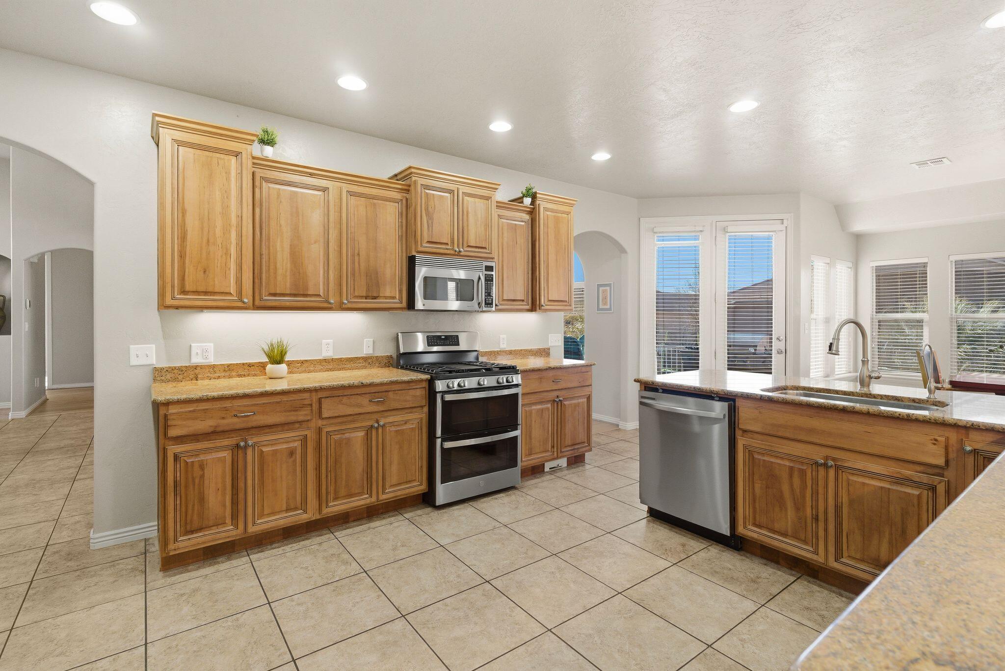 RED BUTTE - Residential