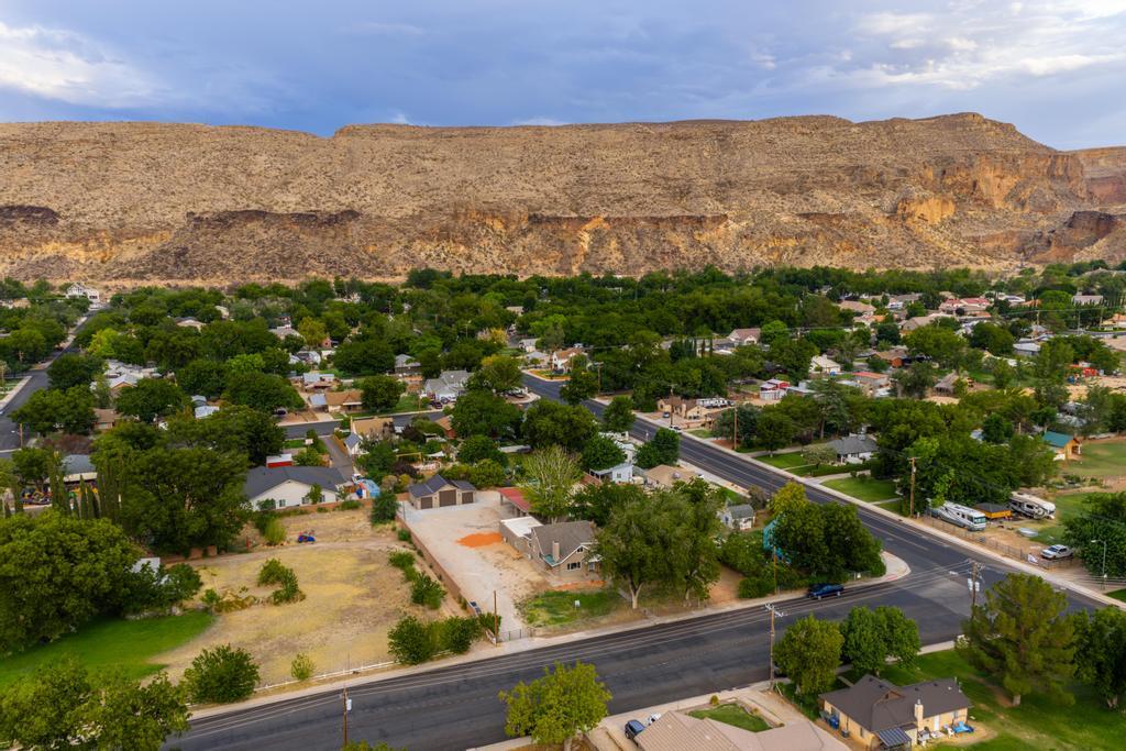 HURRICANE TOWNSITE - Residential