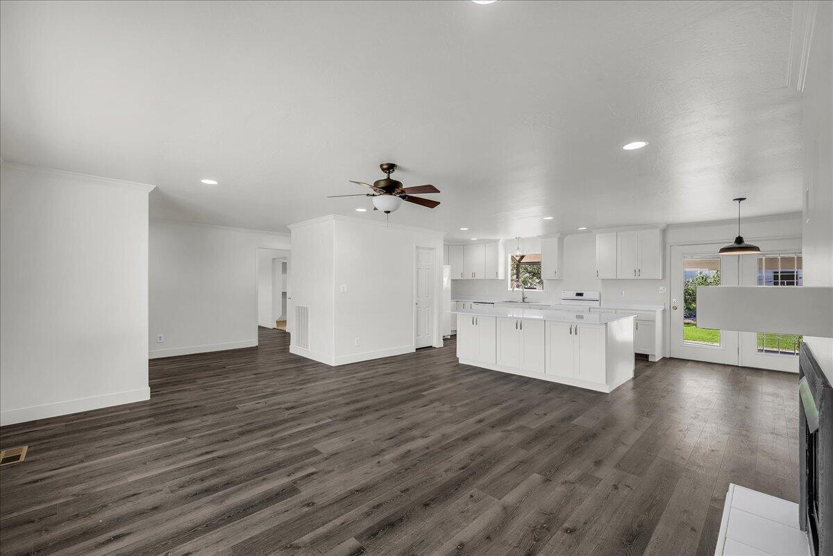 HURRICANE TOWNSITE - Residential