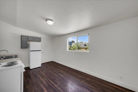 Tiny photo for 1585 W 400 S, Hurricane, UT 84737 (MLS # 26-271932)
