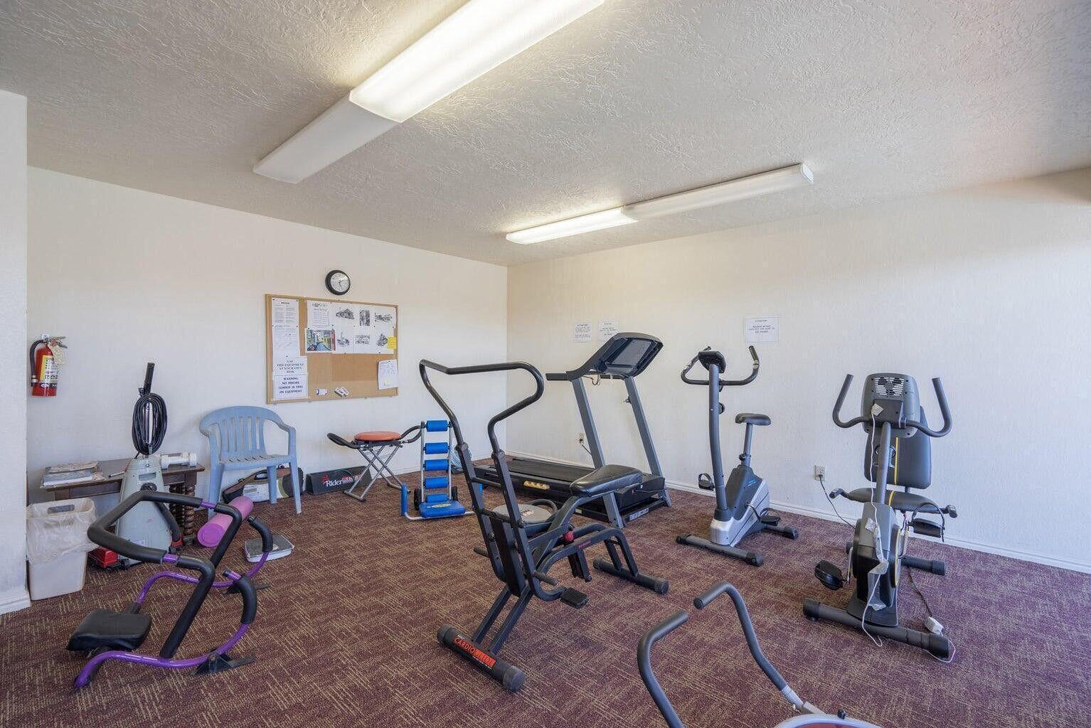 TWIN LAKES RV PARK - Residential