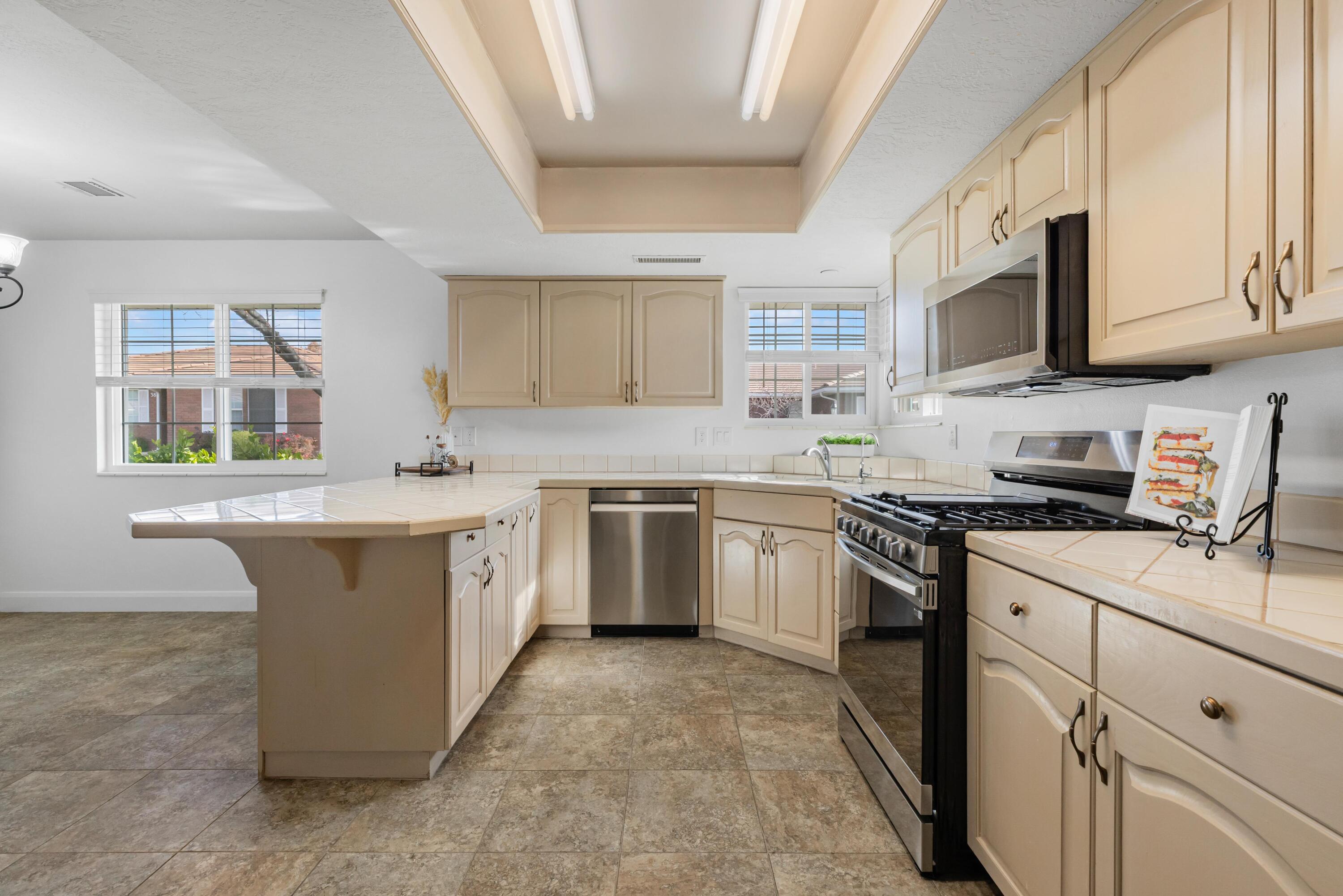 SHADOWBROOK HOMES - Residential