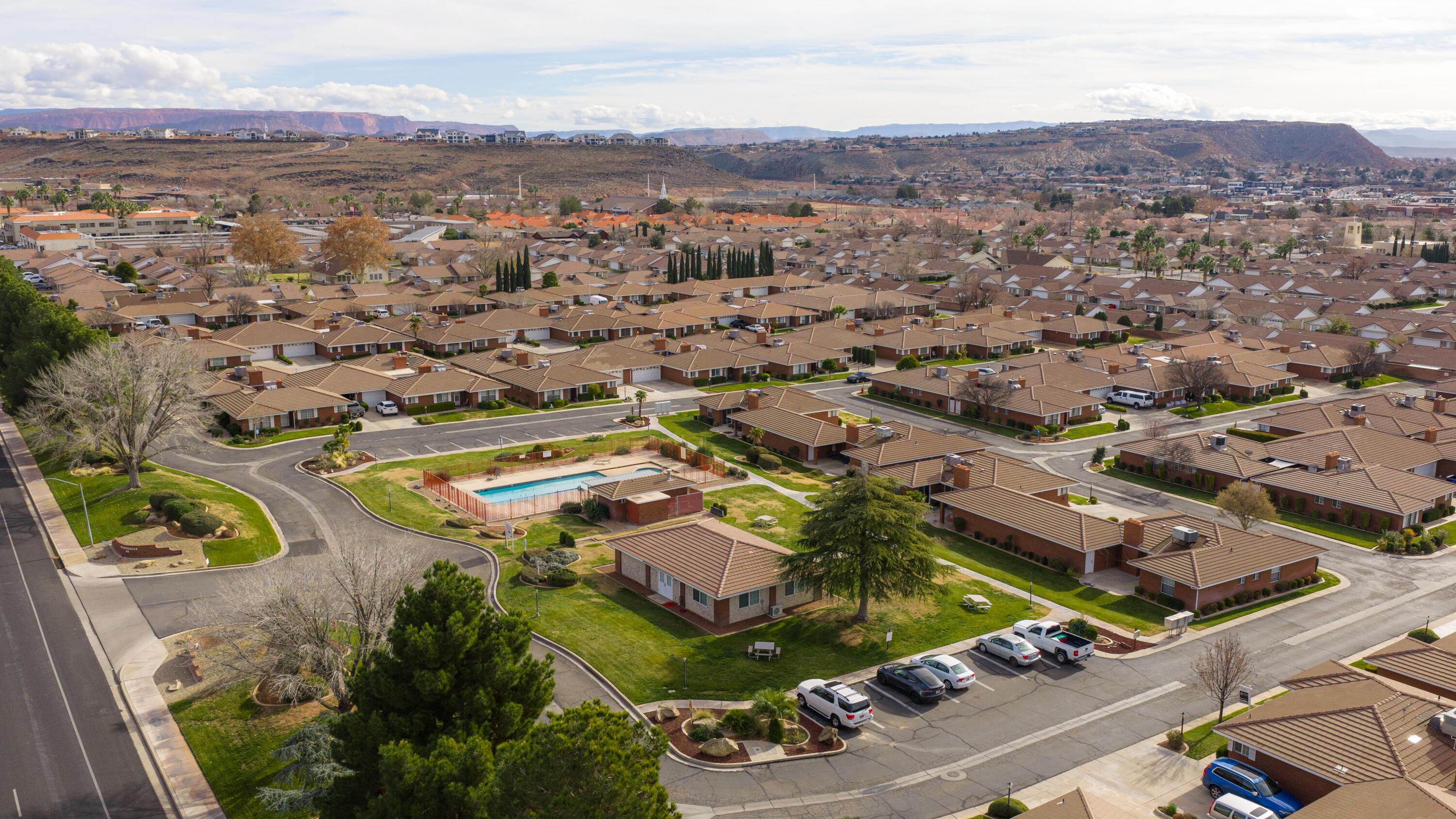 SHADOWBROOK HOMES - Residential