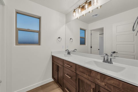 Tiny photo for 387 S Stewart Creek DR, Washington, UT 84780 (MLS # 26-276853)