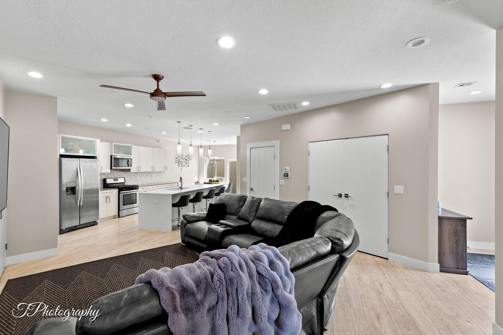 STONE POINT TOWNHOMES - Residential