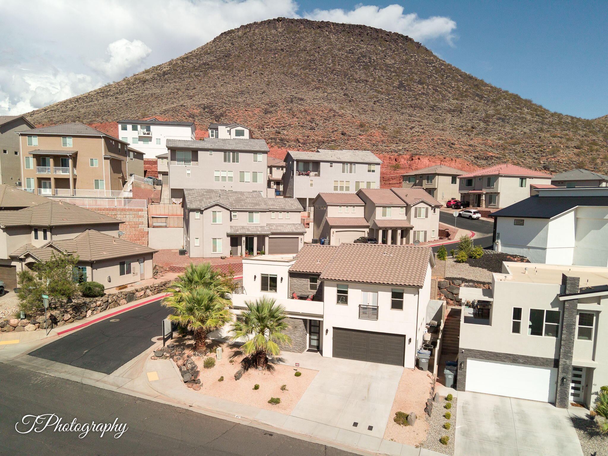 STONE POINT TOWNHOMES - Residential
