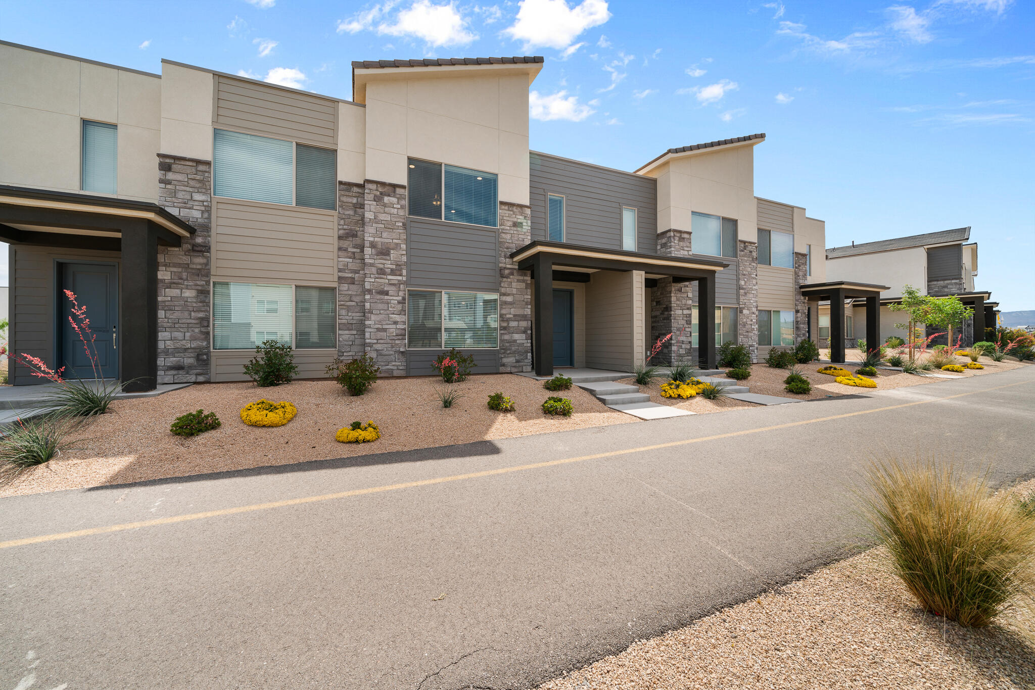 AUBURN HILLS - Residential