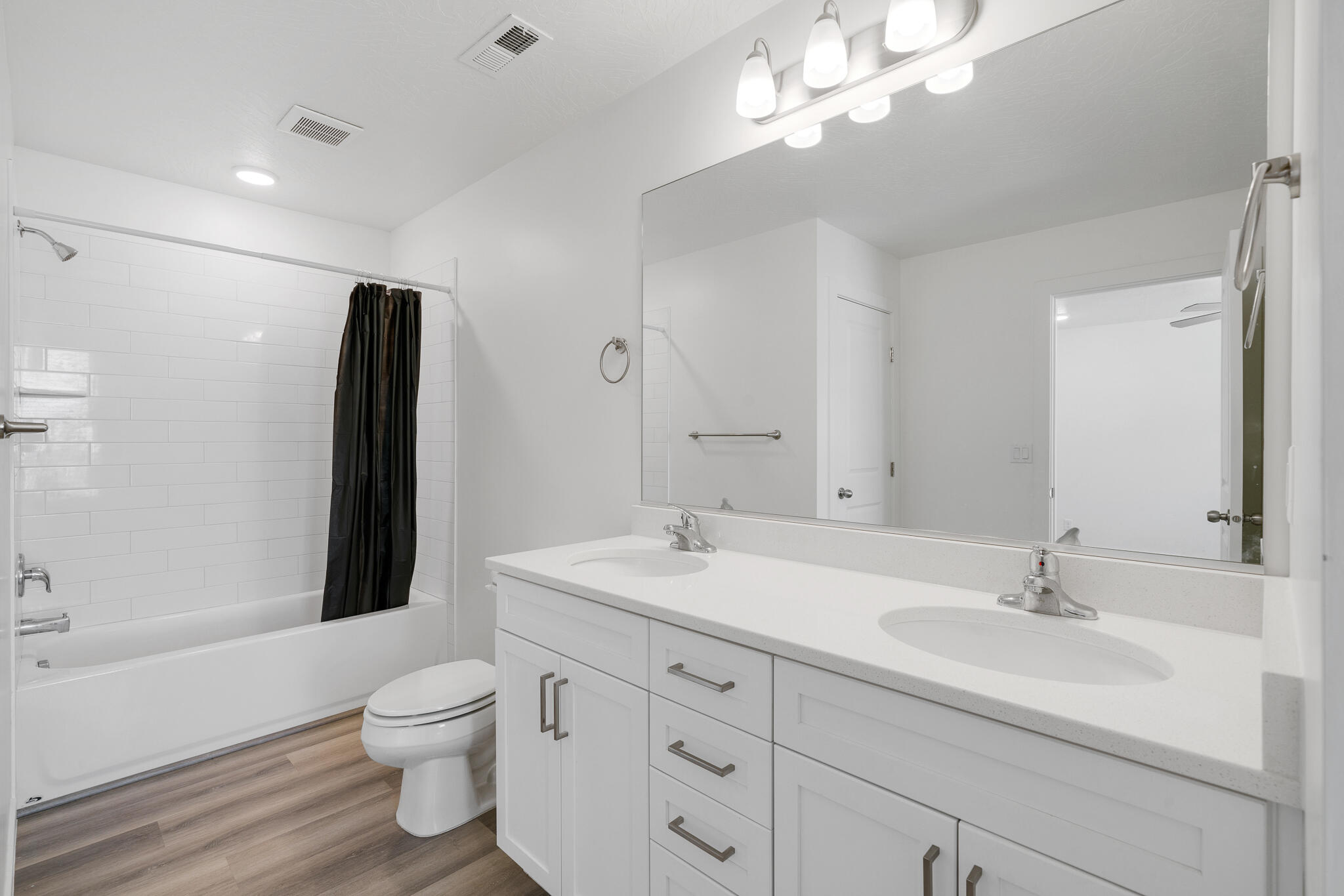 AUBURN HILLS - Residential