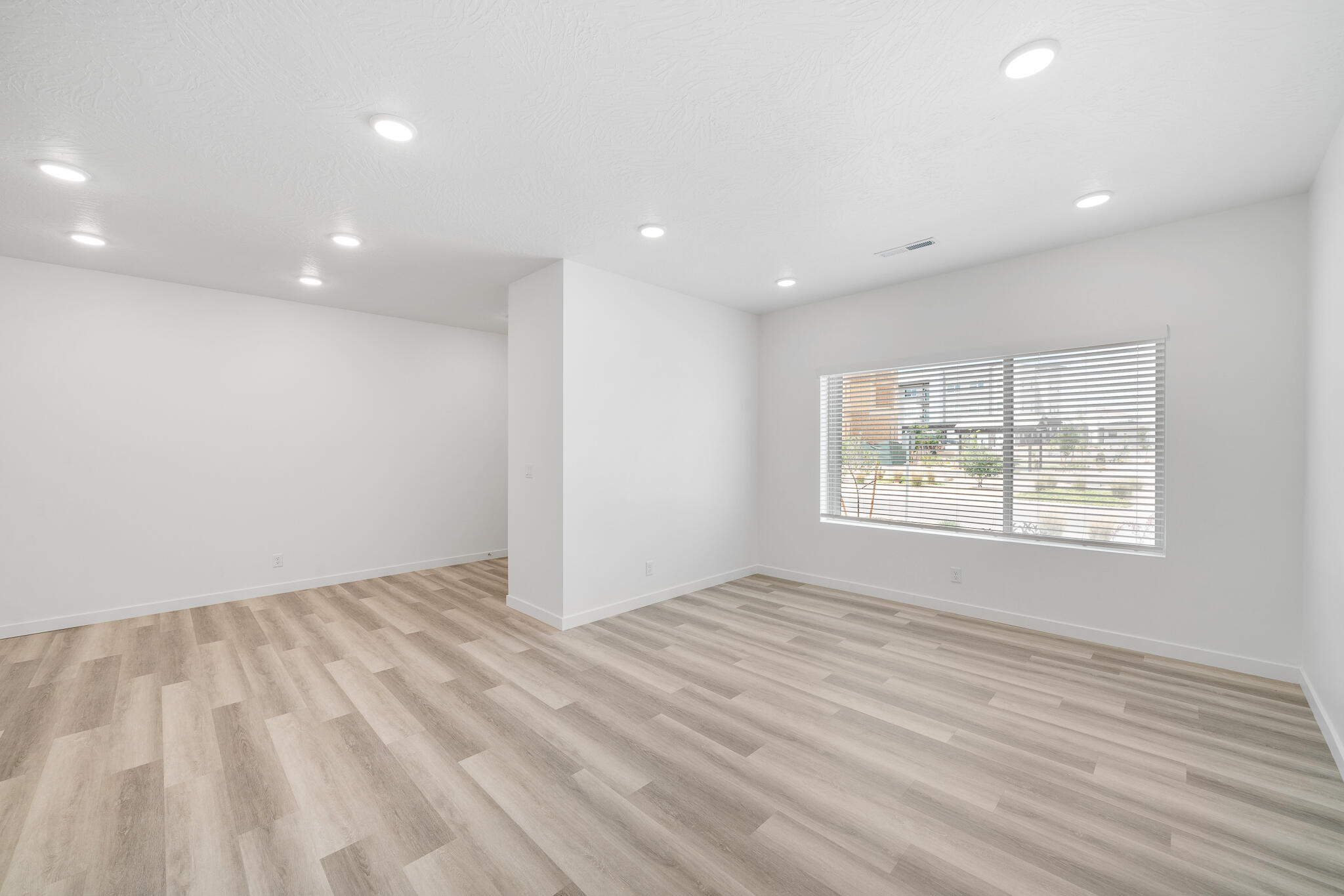 AUBURN HILLS - Residential