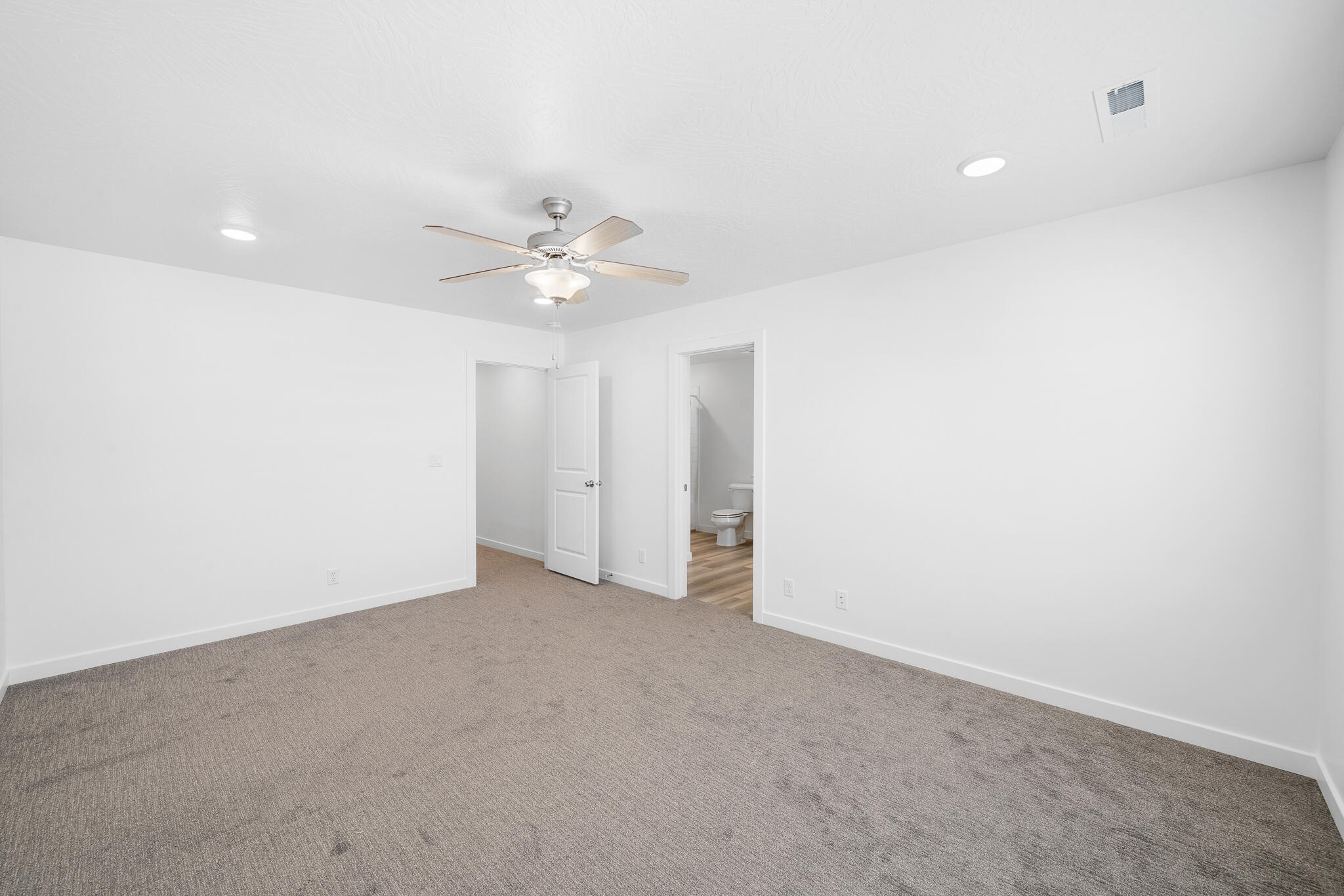 AUBURN HILLS - Residential