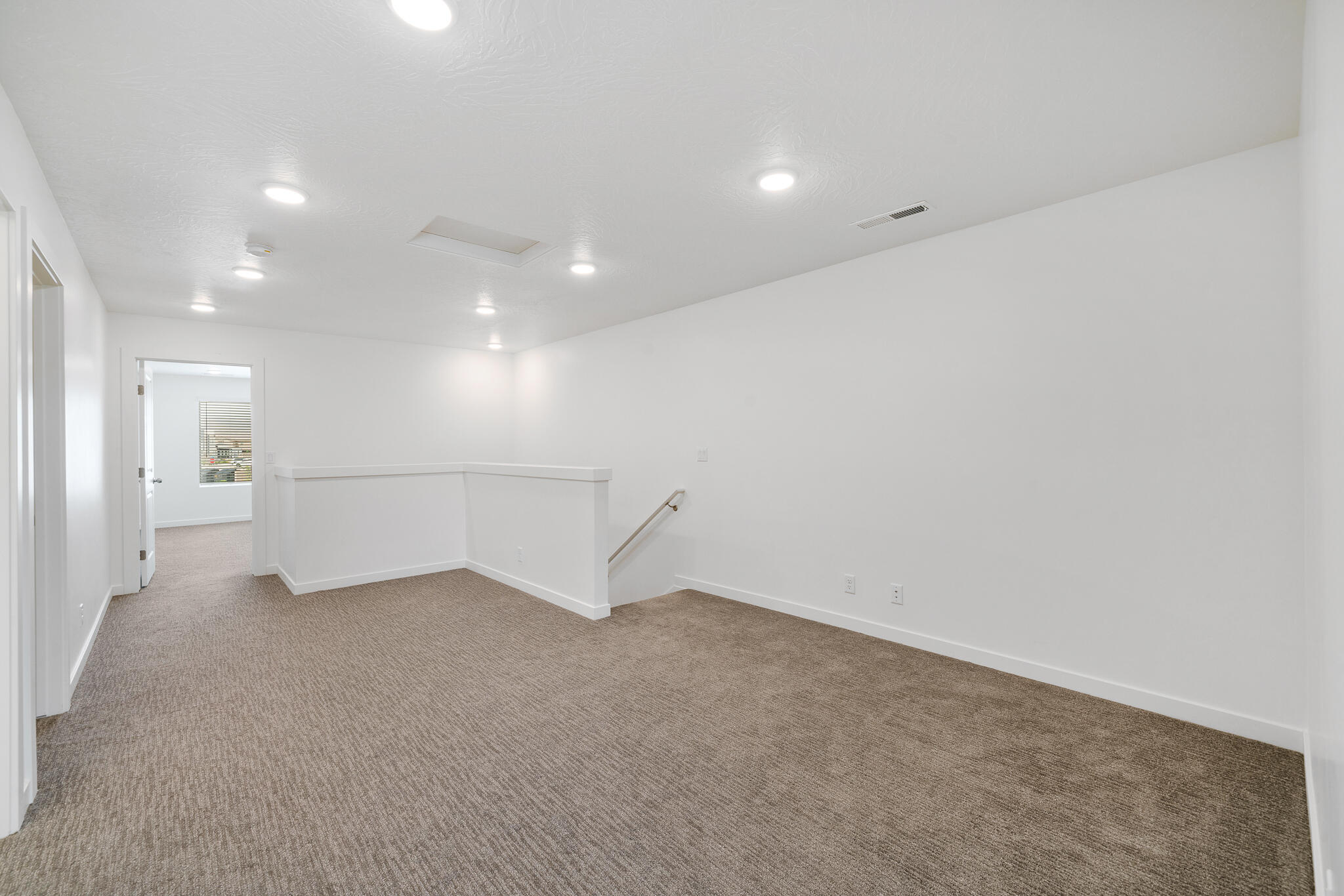 AUBURN HILLS - Residential